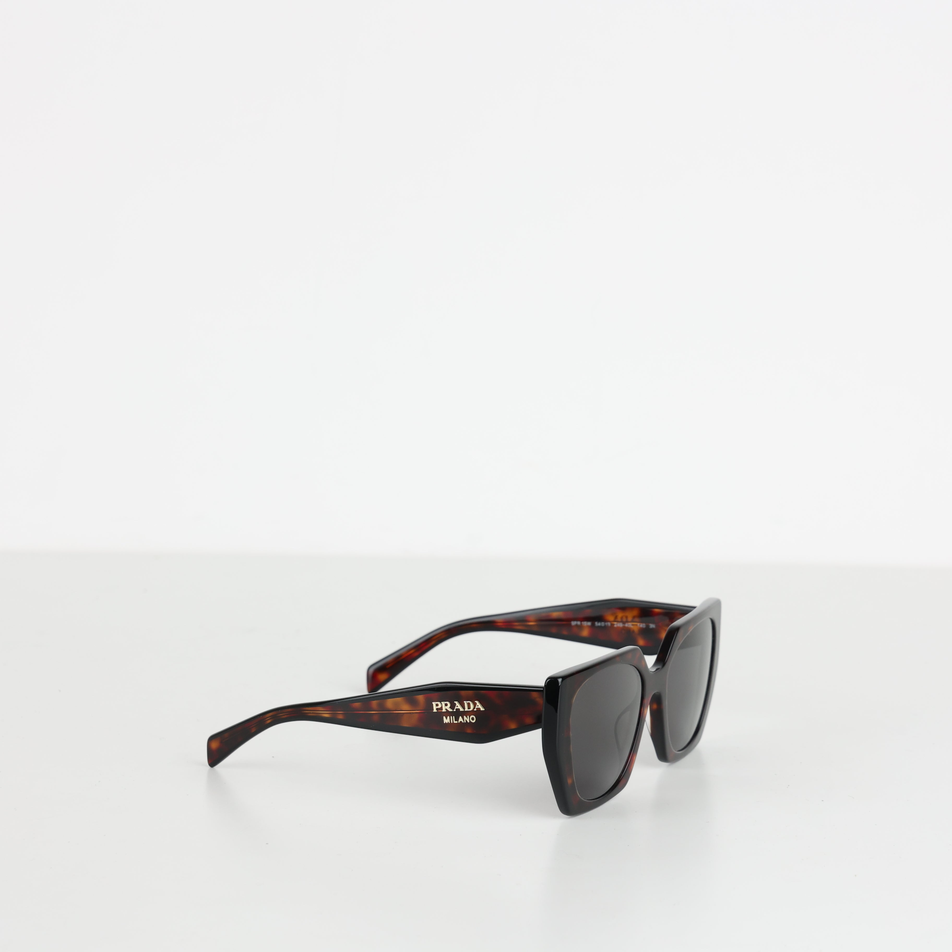 Sunglasses, UK Size One Size