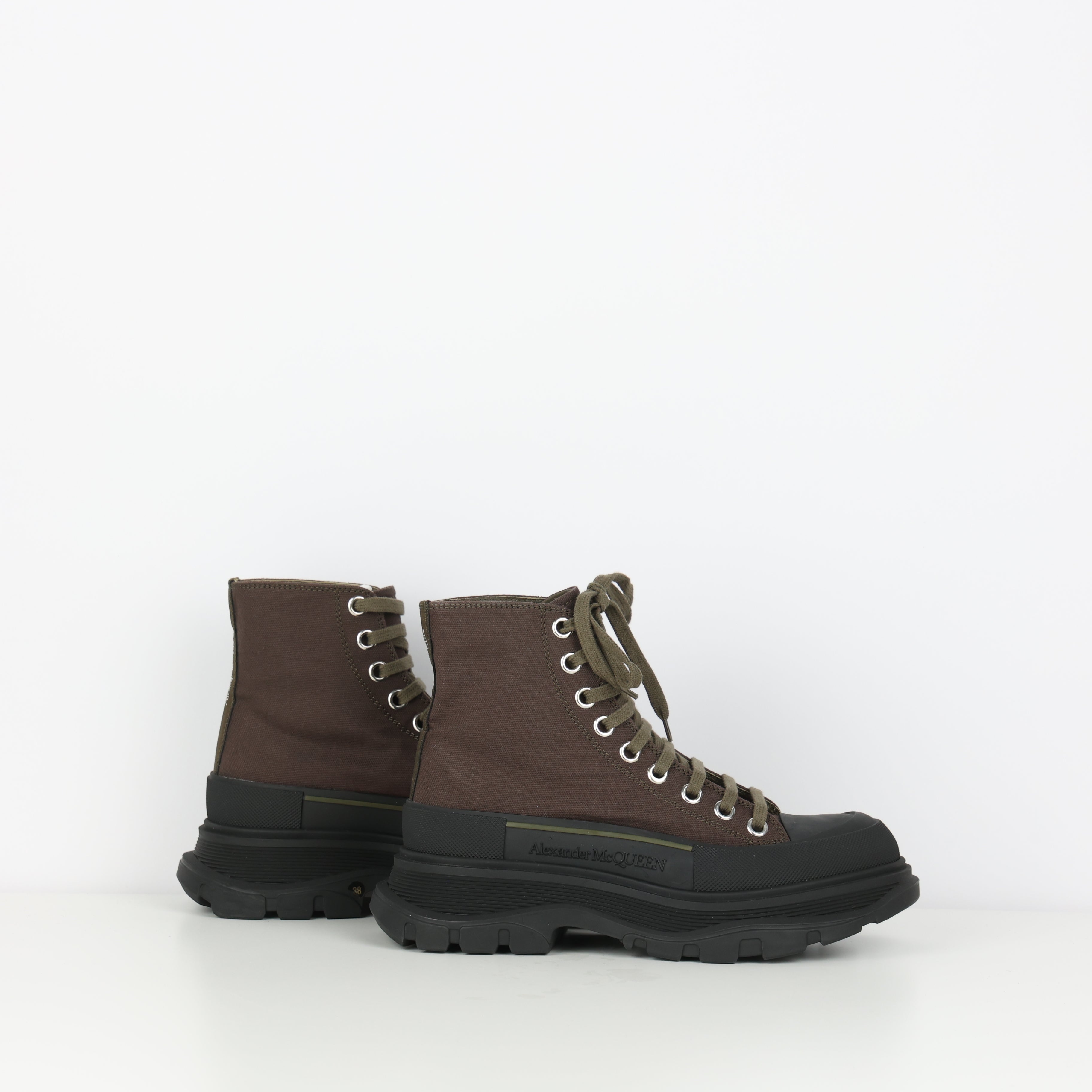 Boots , Shoe Size 38
