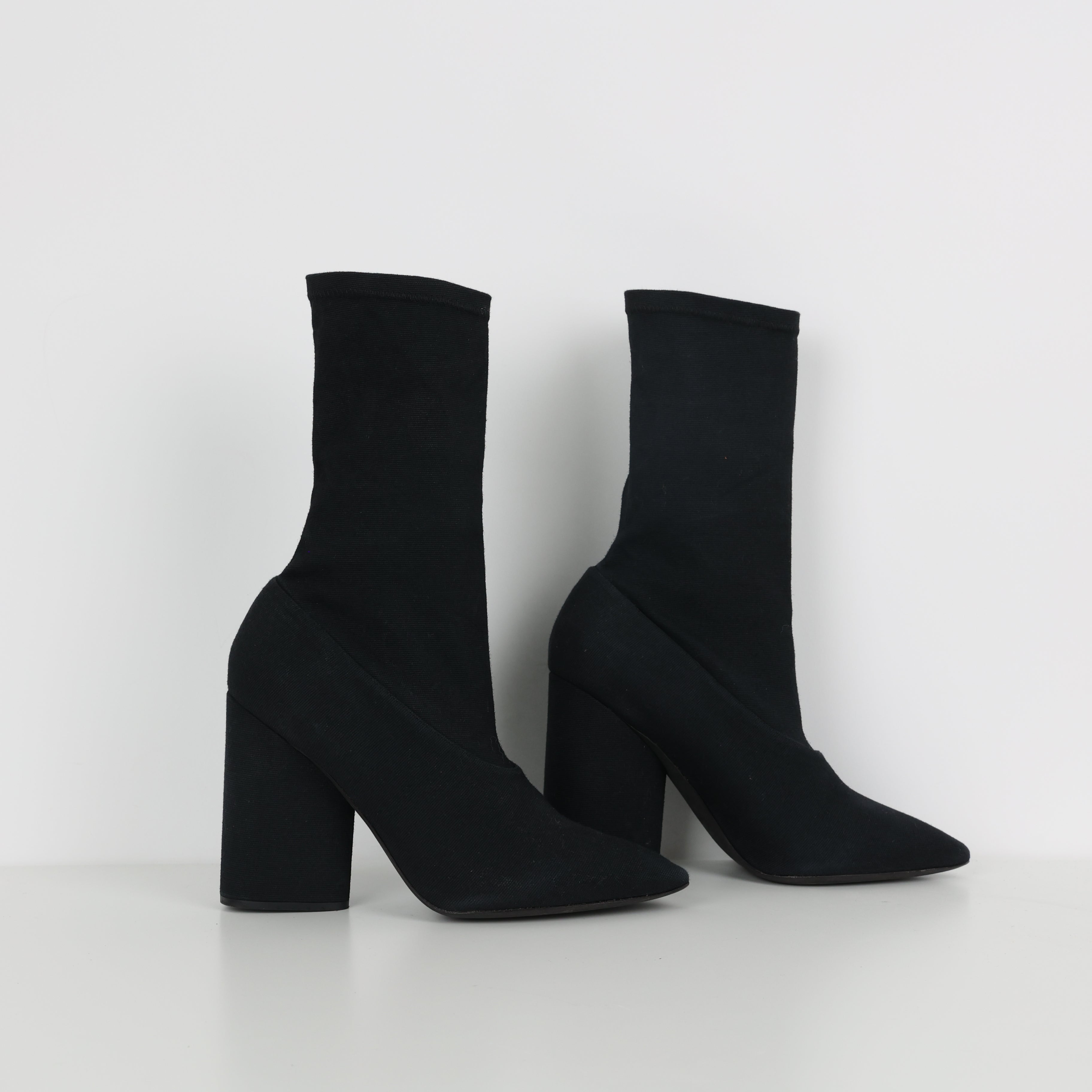 Boots , Shoe Size 40