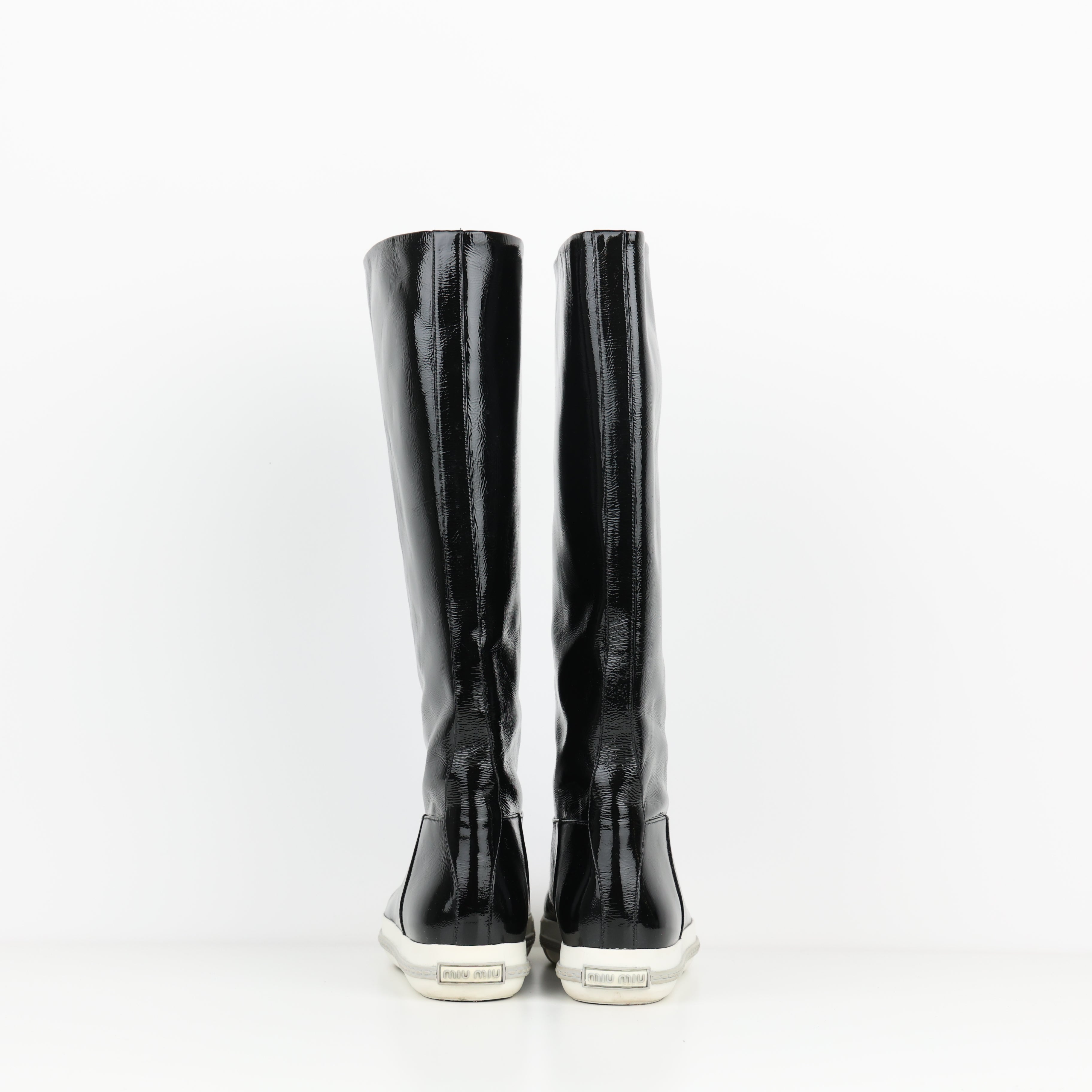 Boots , Shoe Size 37