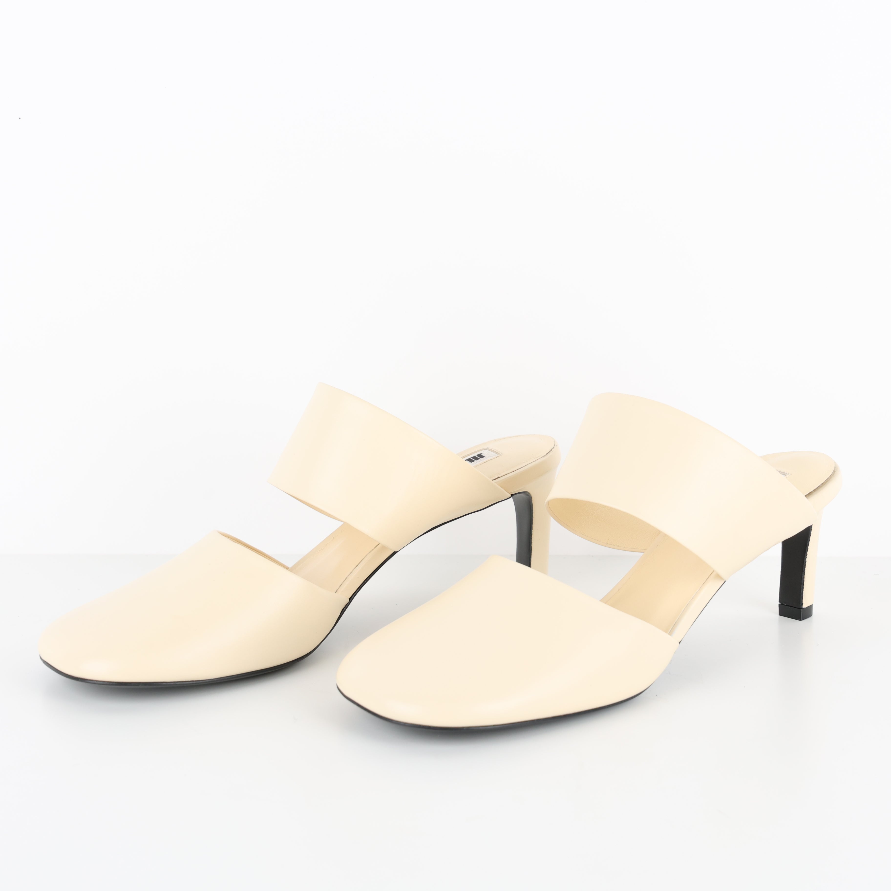 Heels , Shoe Size 38