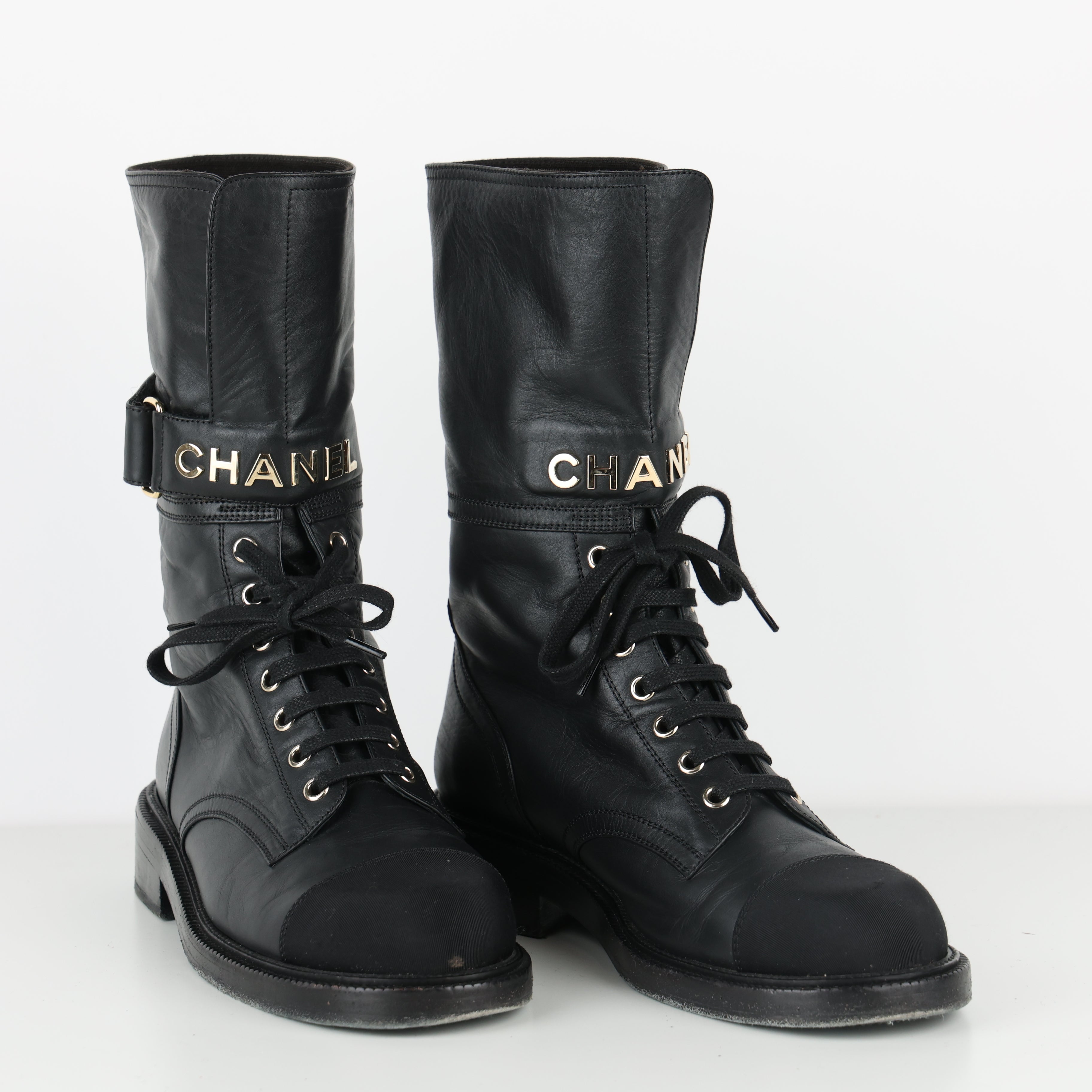 Boots , Shoe Size 39