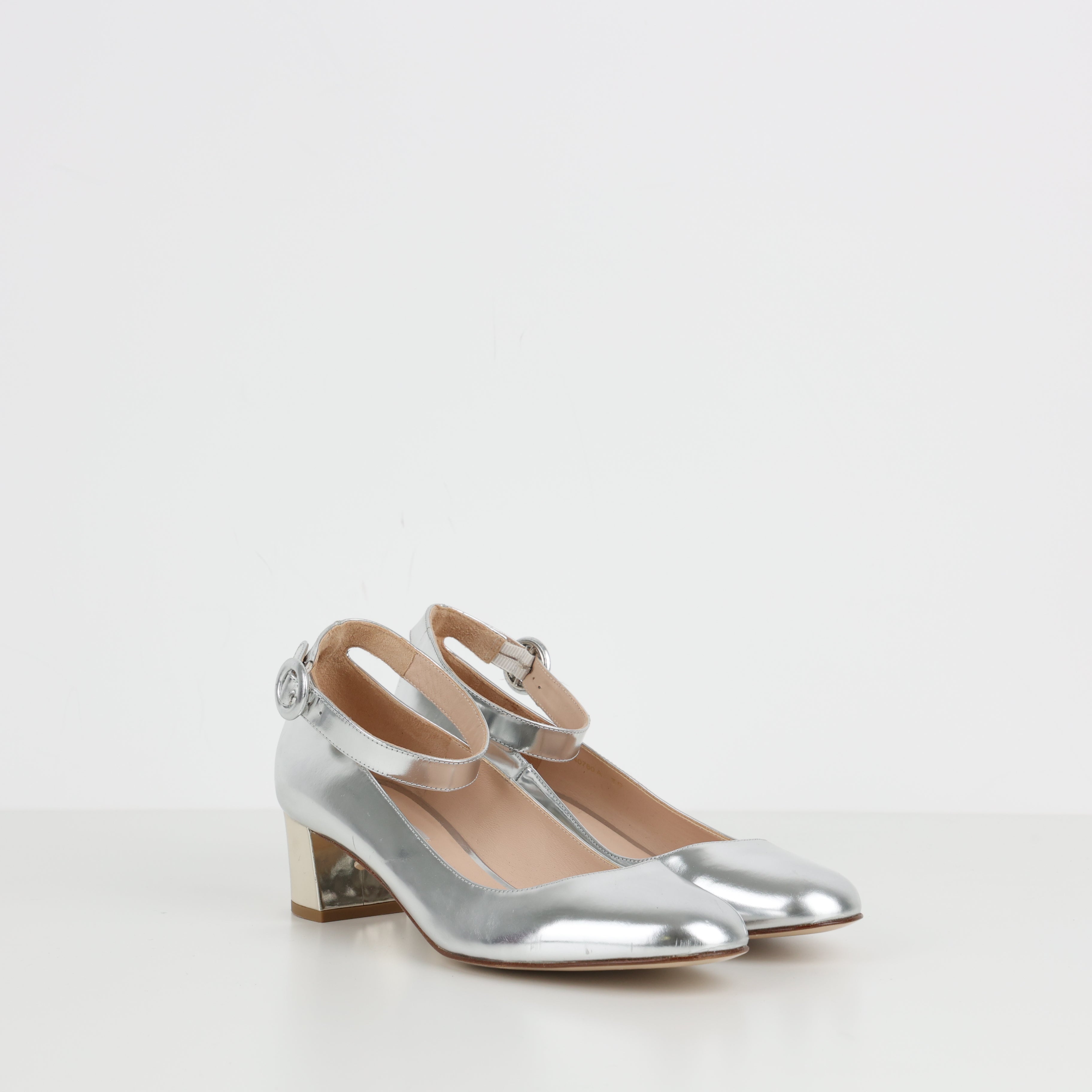 Heels , Shoe Size 39