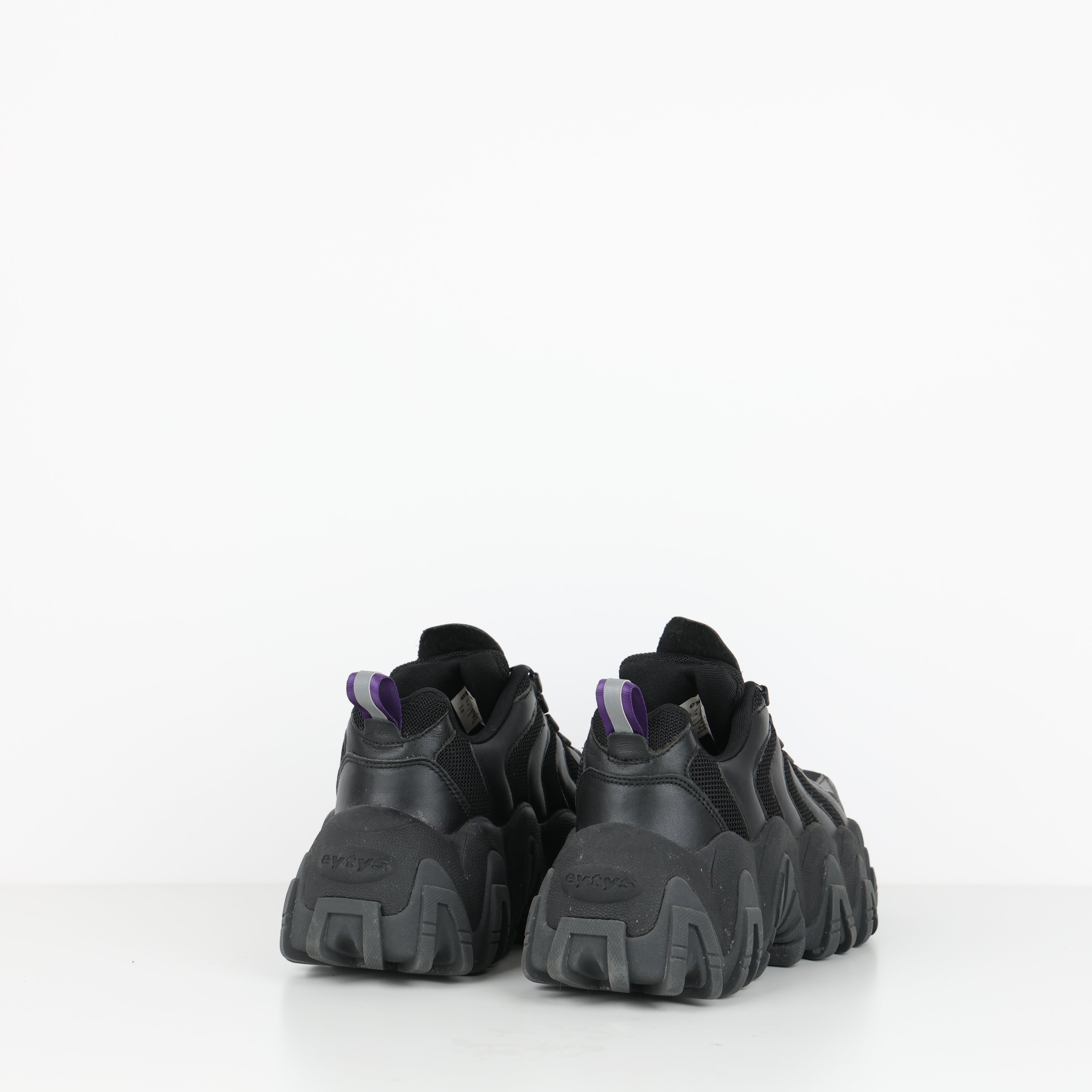 Eytys haloブラック スニーカー 巾着 箱付き Eytys】Halo スニーカー 箱・シューズケース付き - メルカリ