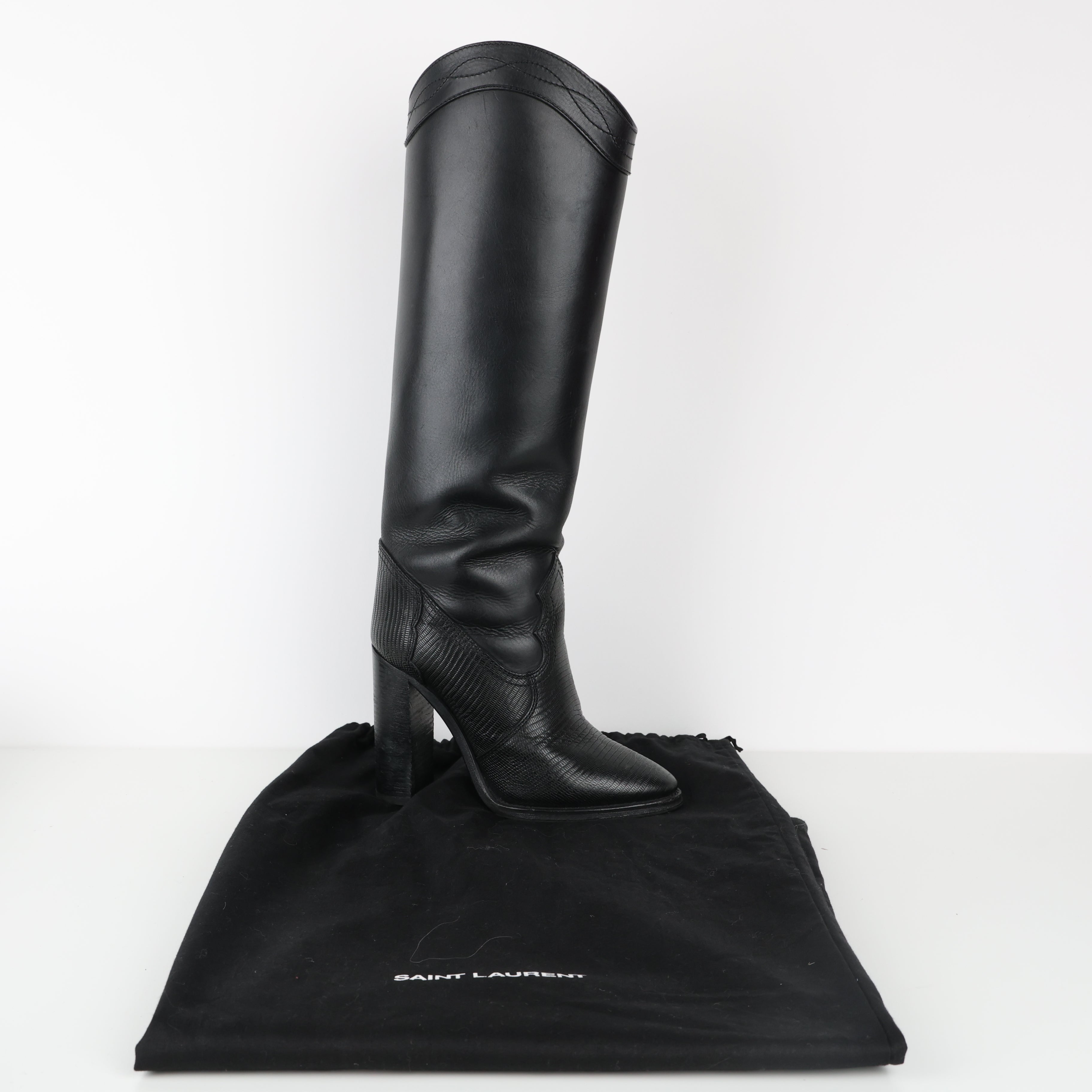 Boots , Shoe Size 39