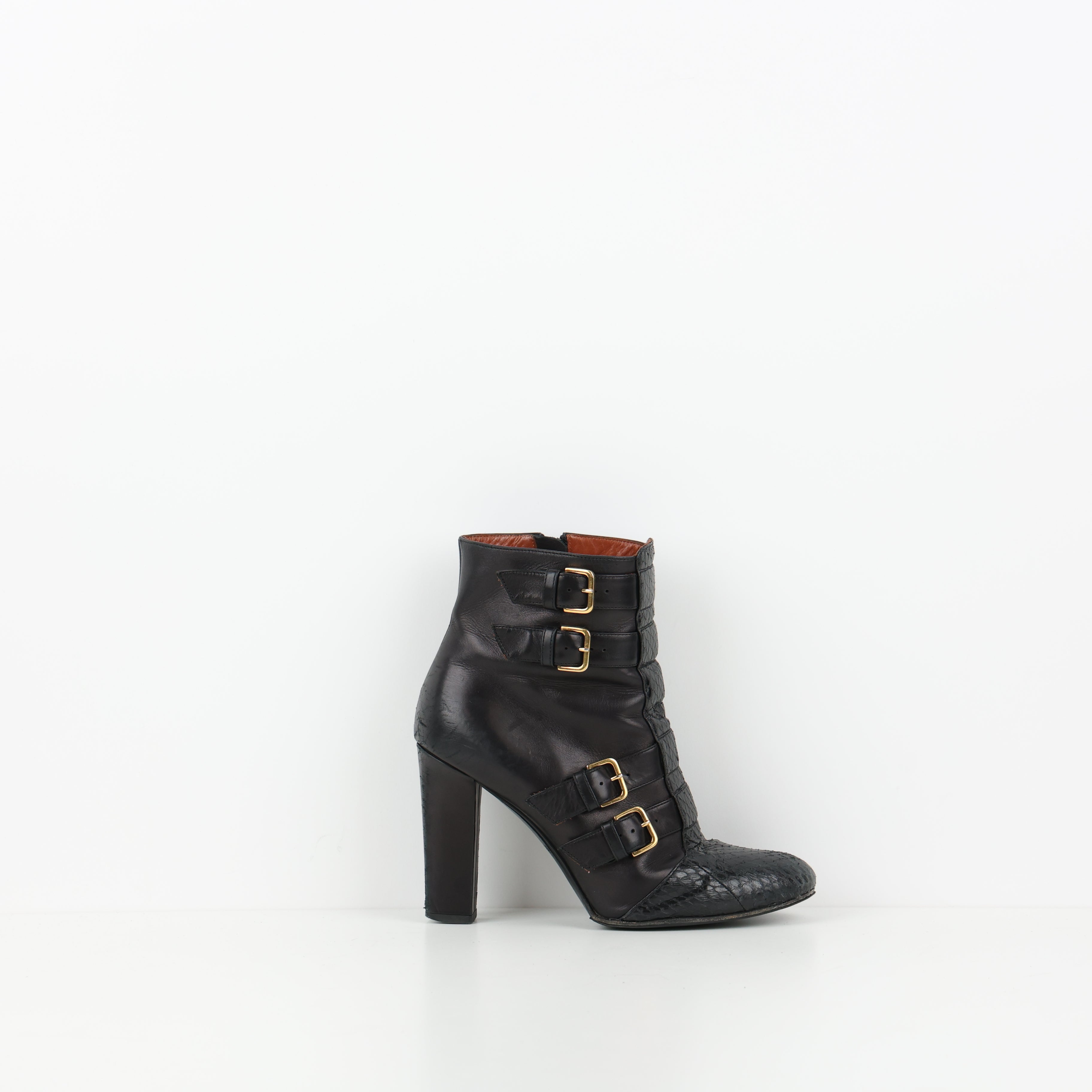 Boots , Shoe Size 39.5