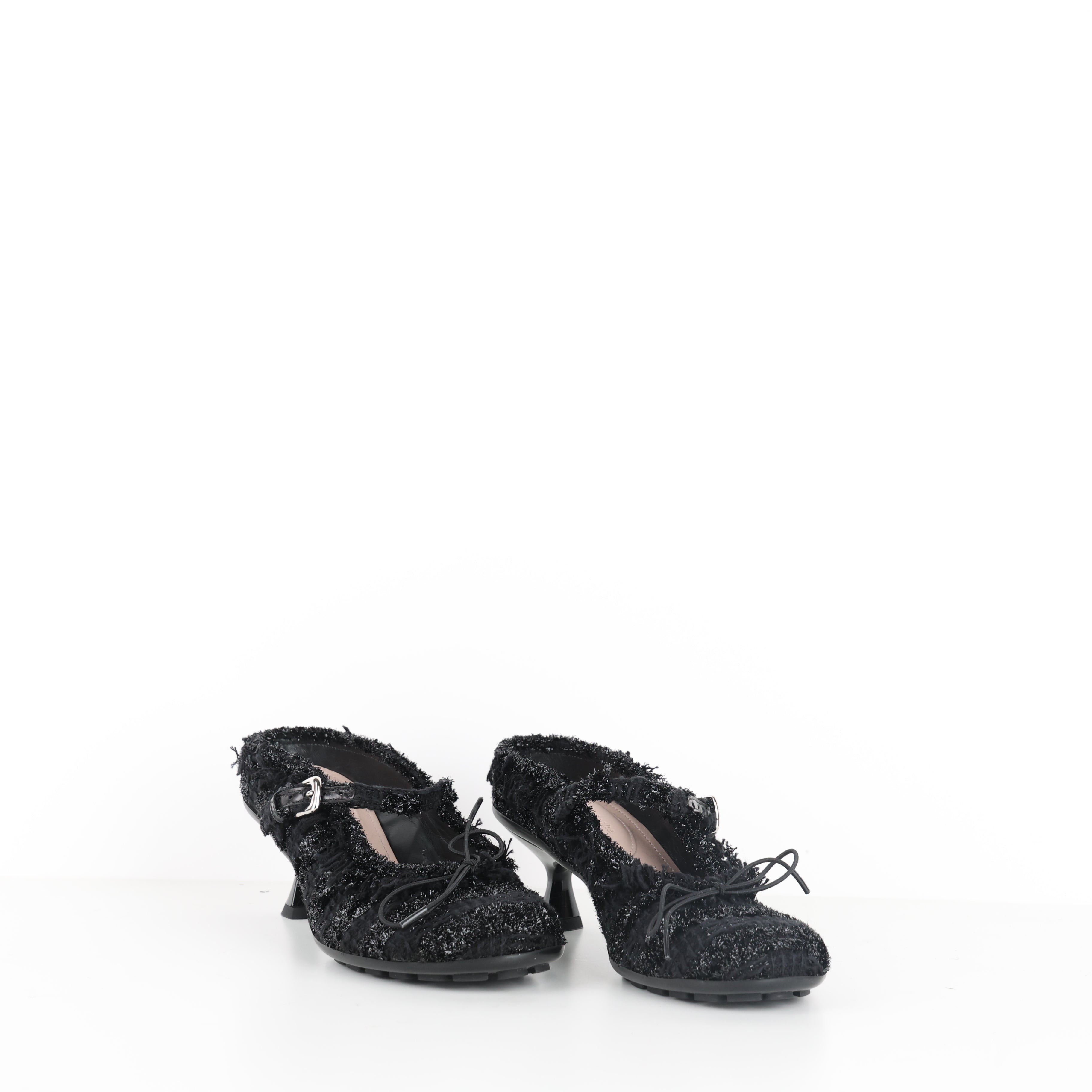 Heels , Shoe Size 37