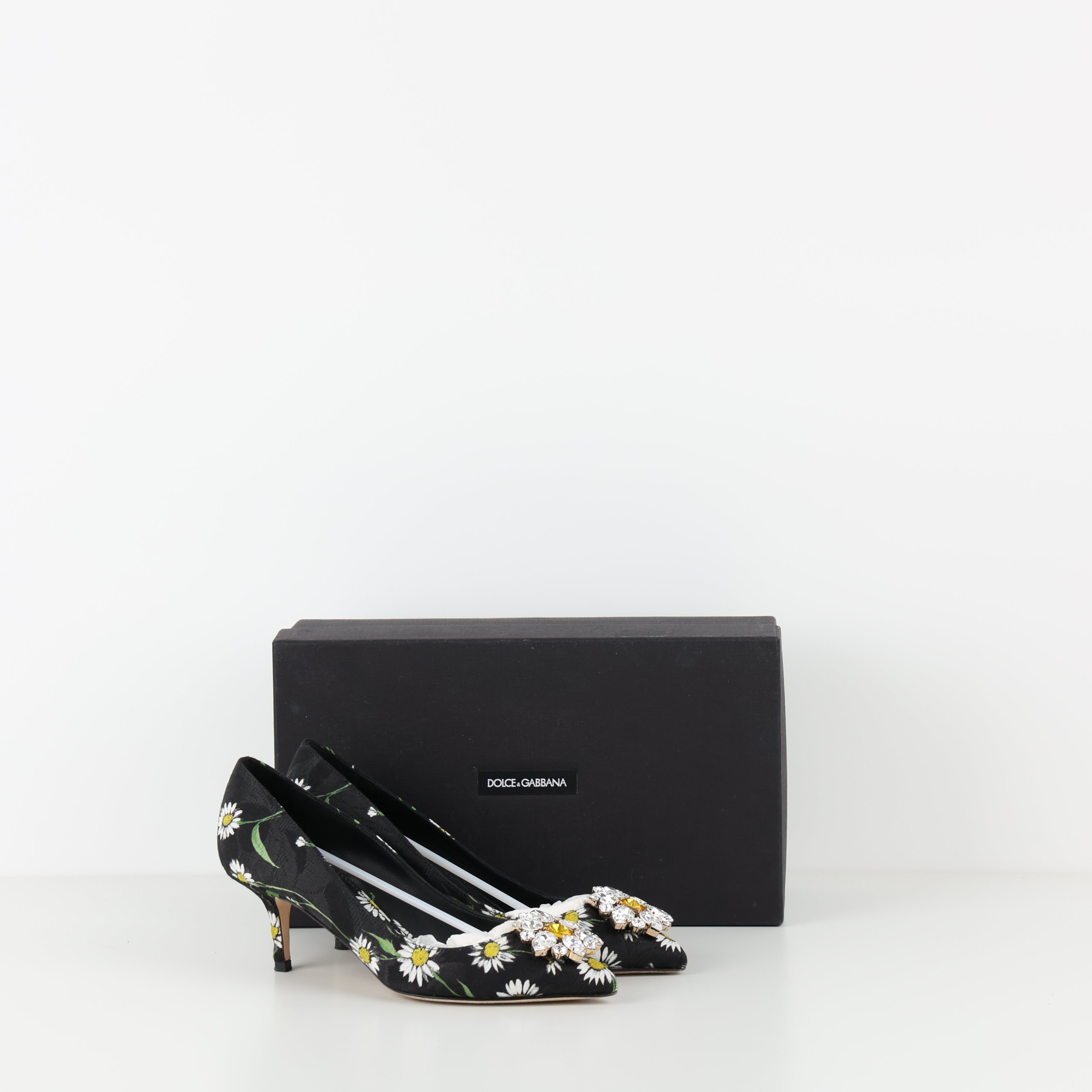 Heels , Shoe Size 38