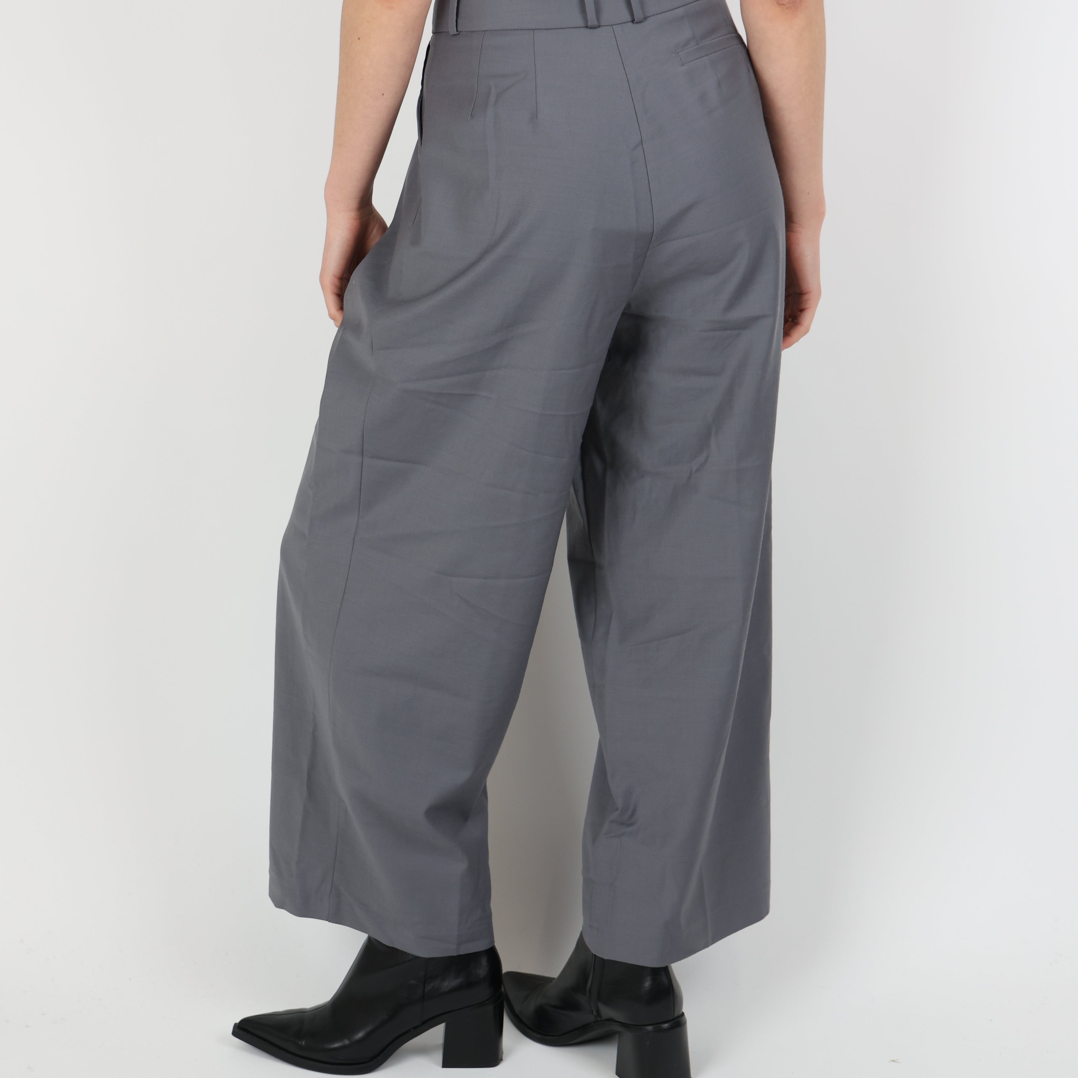 Trousers, UK Size 6