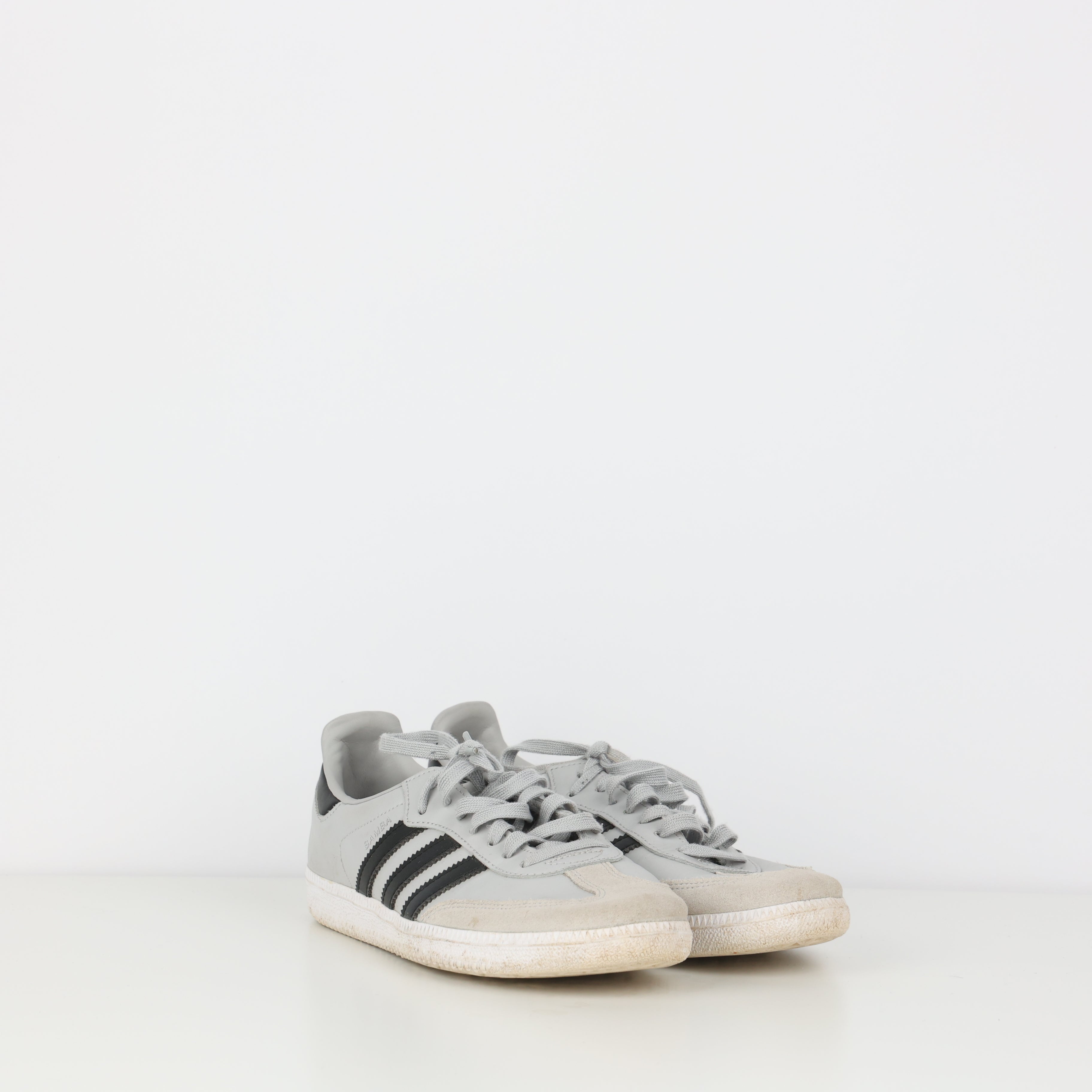 Trainers , Shoe Size 38