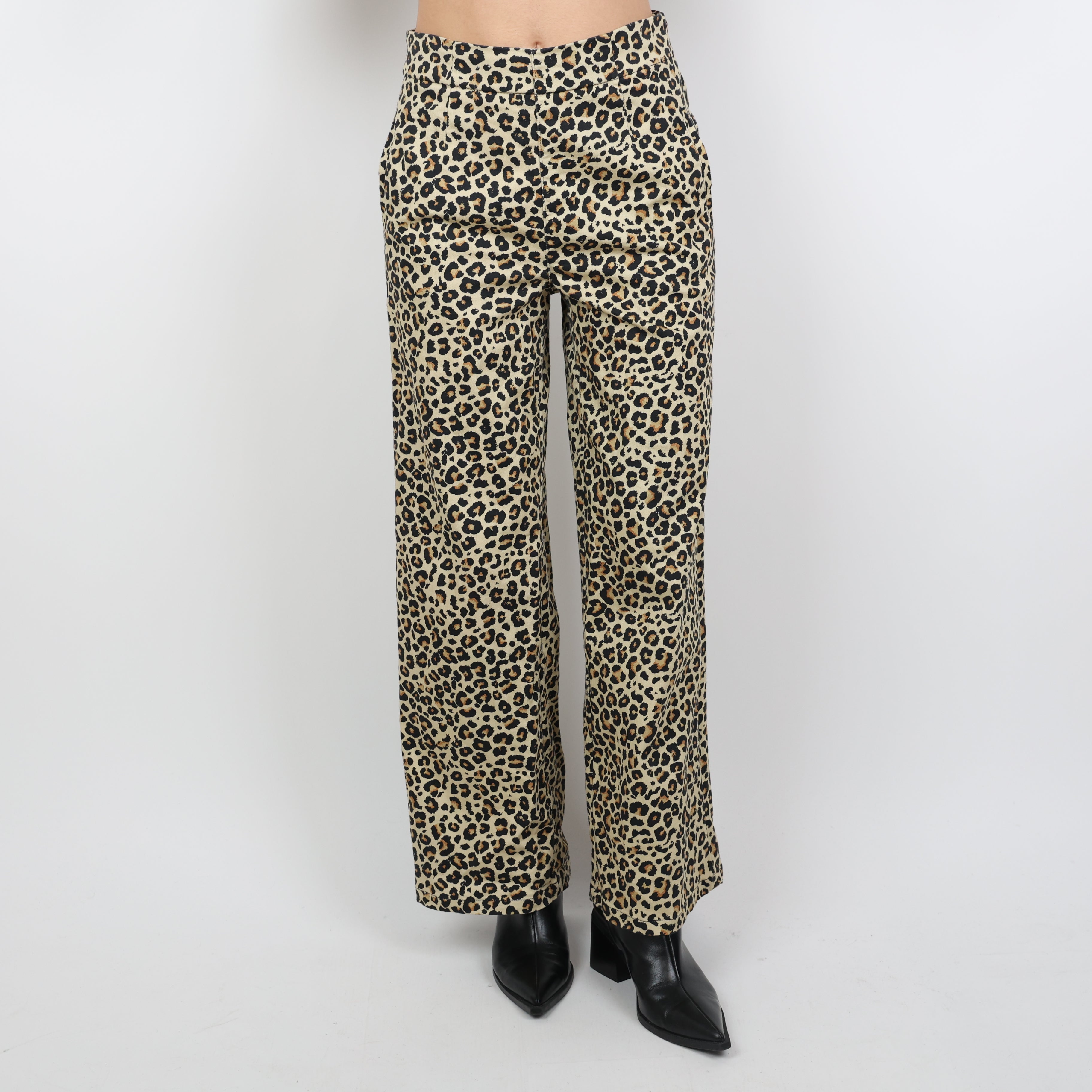 Trousers, Waist 28