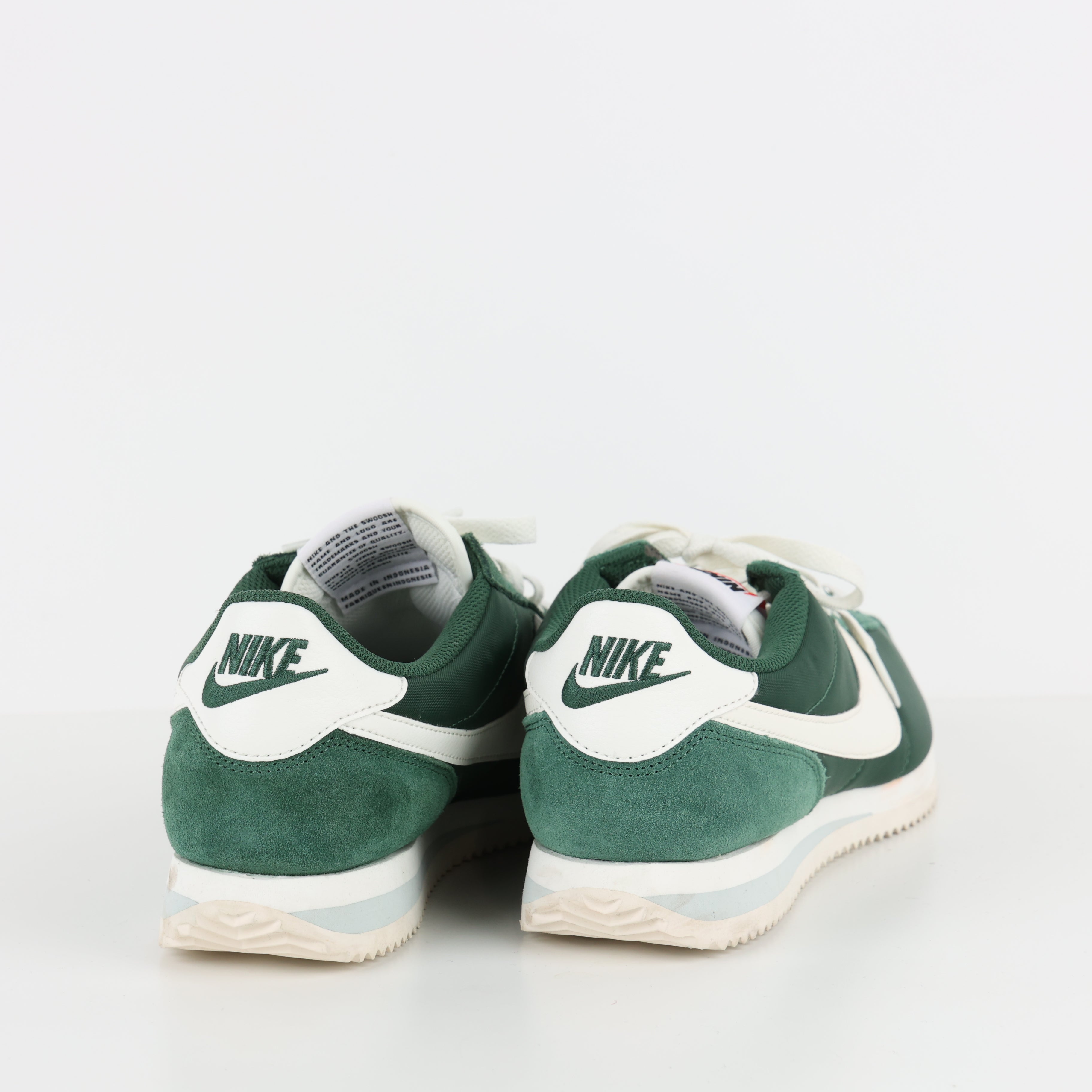 Trainers , Shoe Size 40