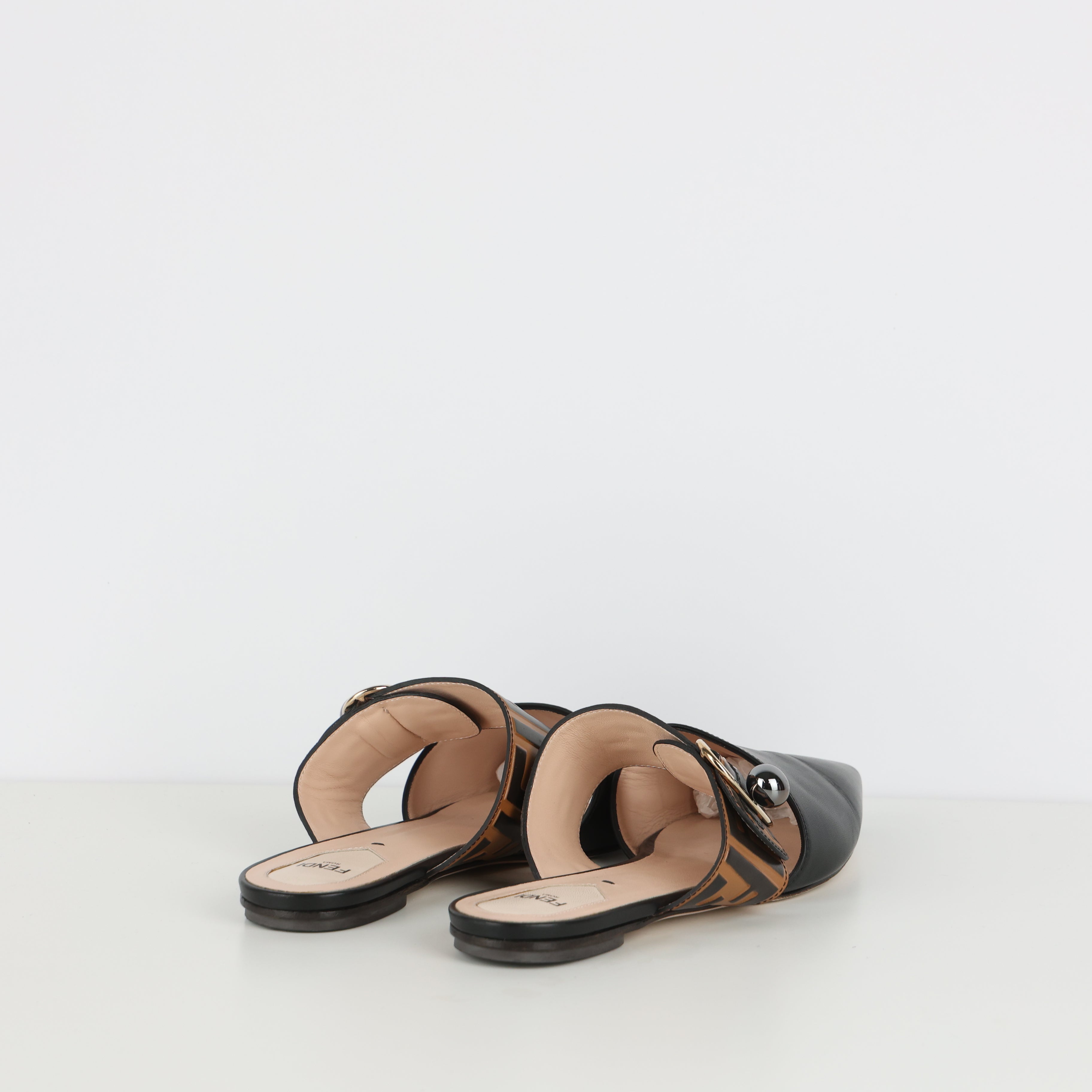 Flats , Shoe Size 40