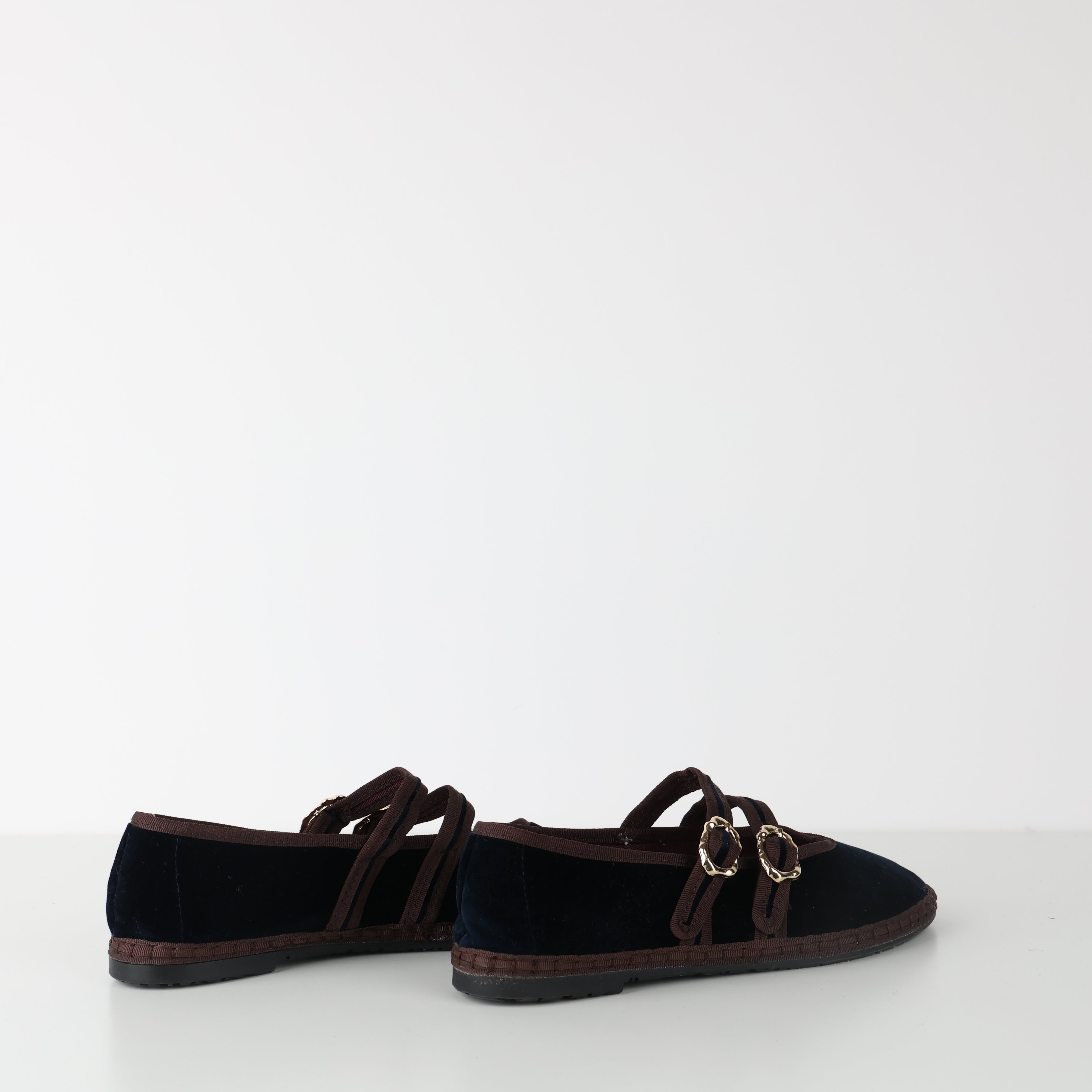 Flats , Shoe Size 41