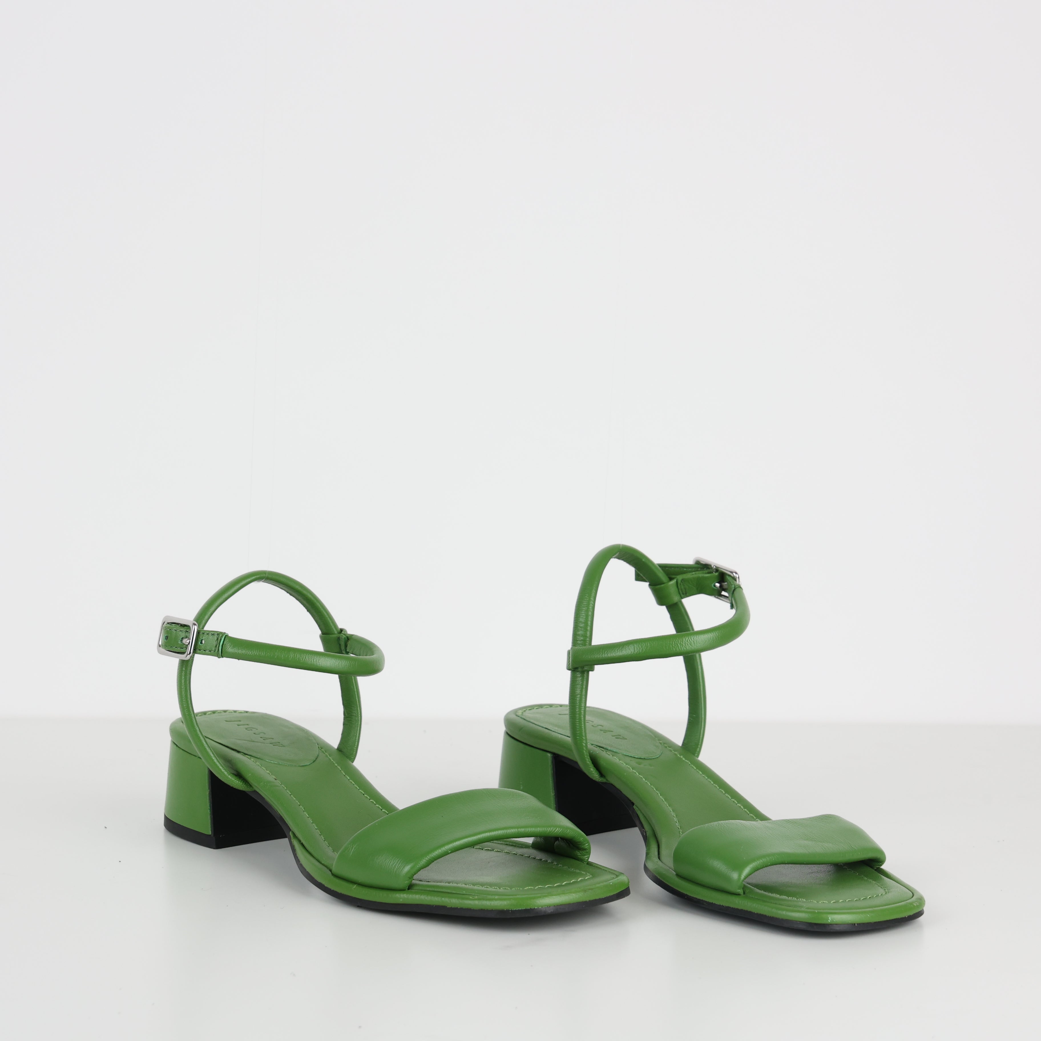 Heels , Shoe Size 37