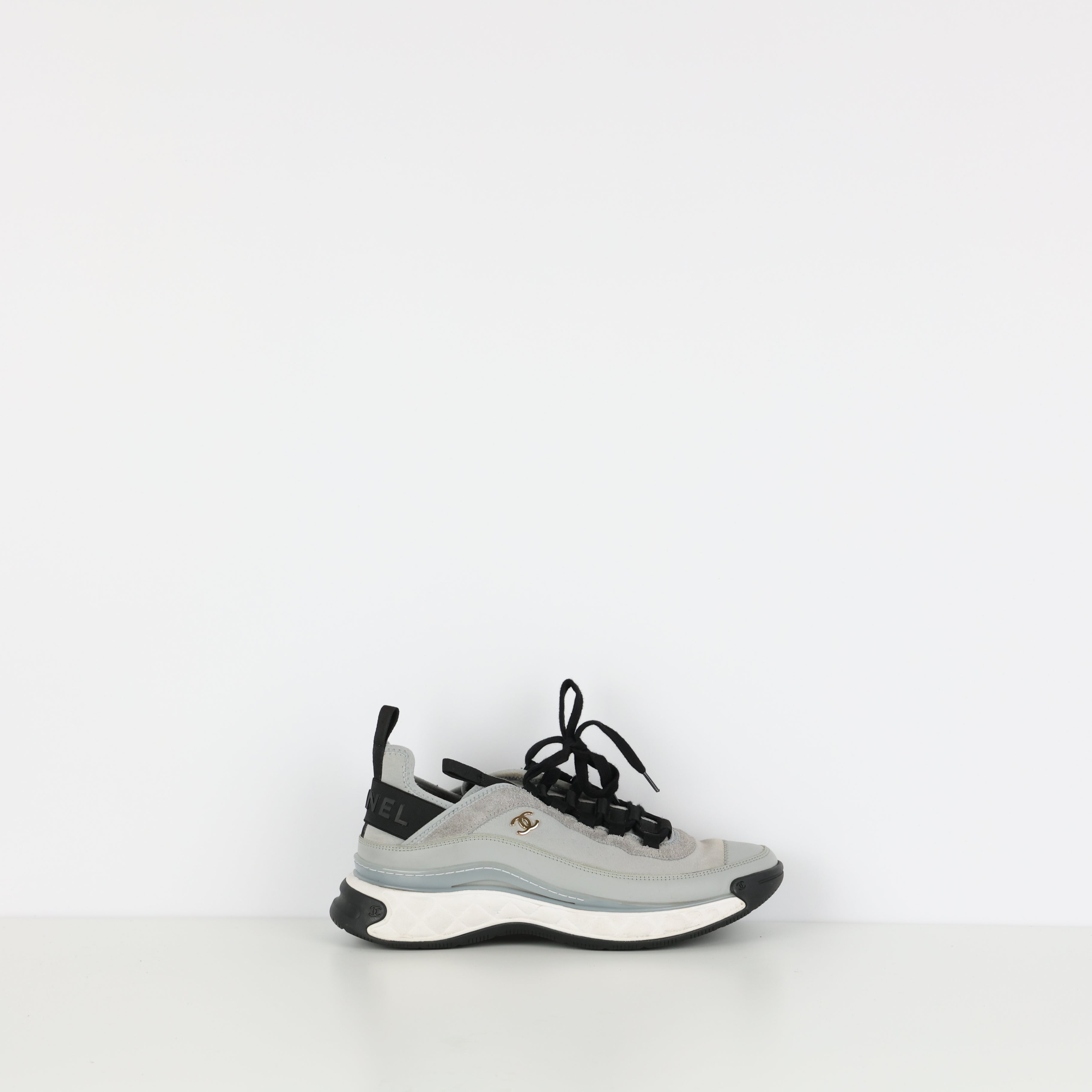 Trainers , Shoe Size 40.5