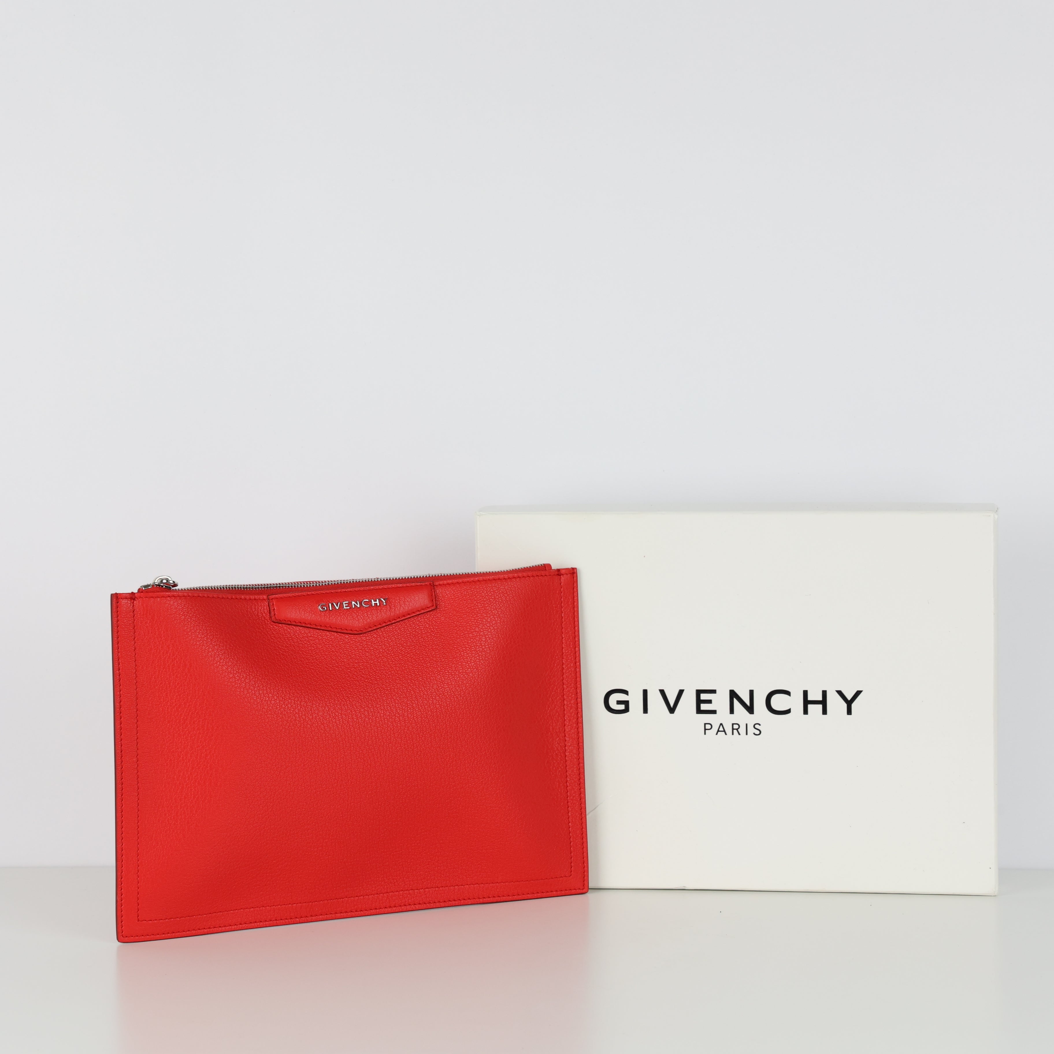 Givenchy, Clutch