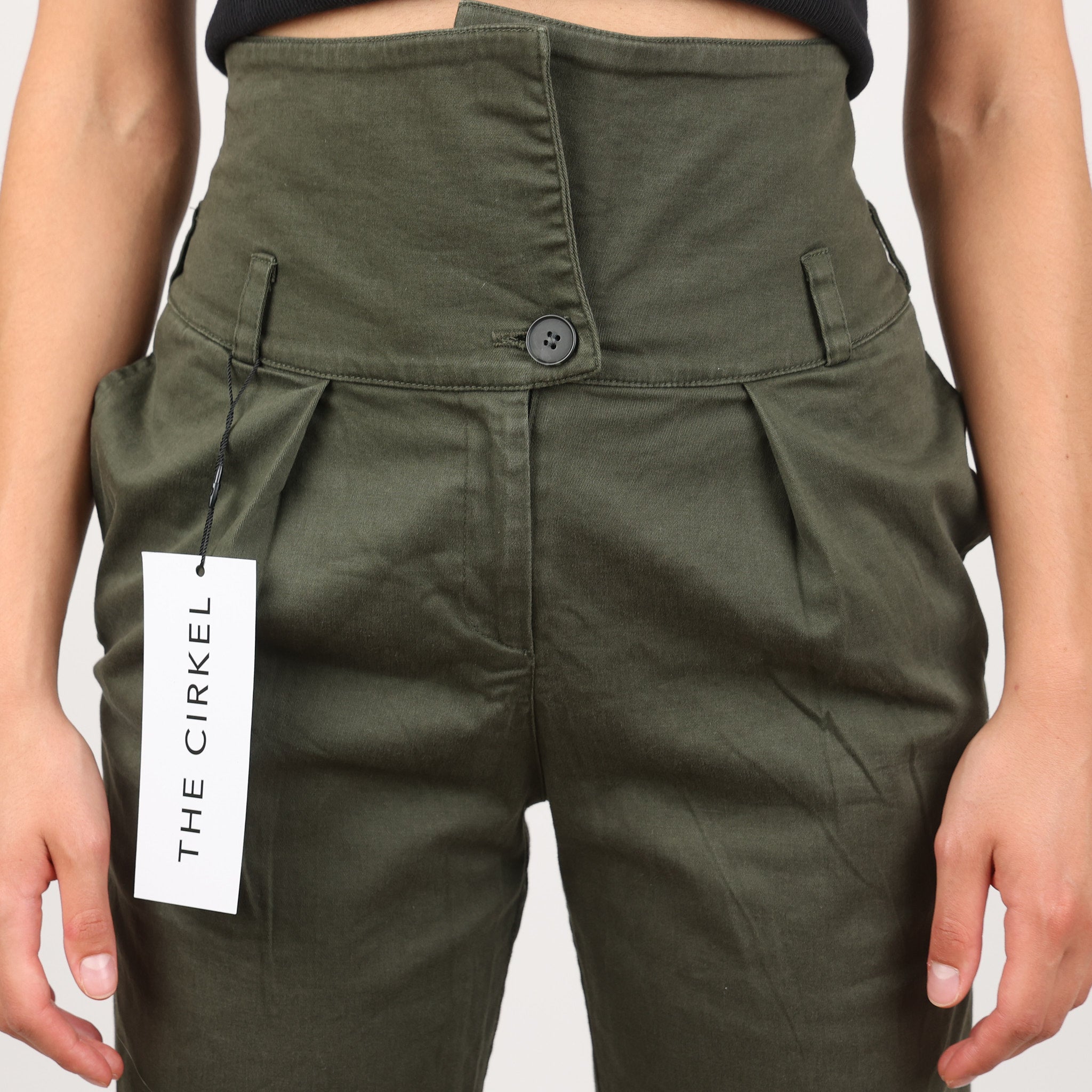 Trousers, Waist 28