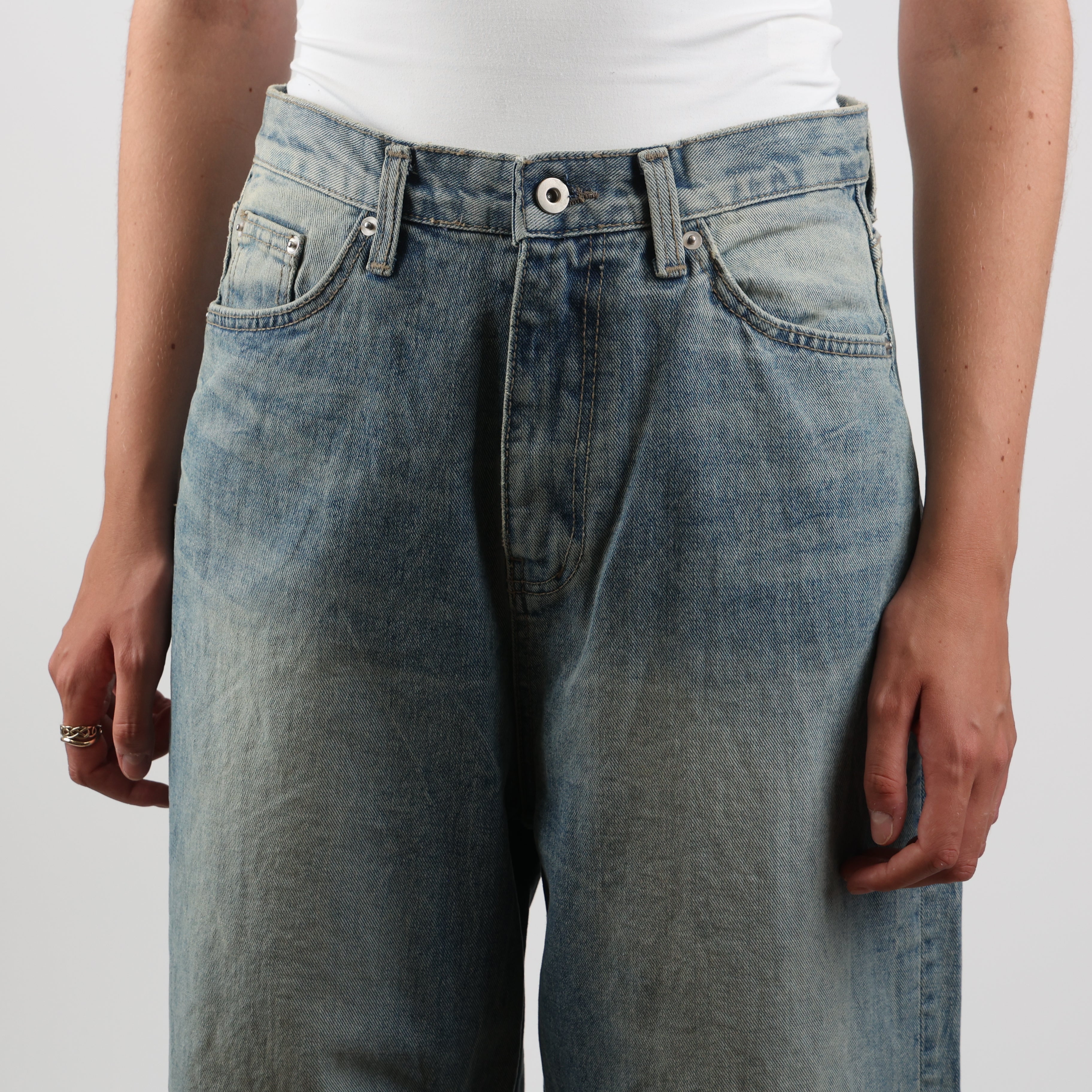 Jeans, Waist 28