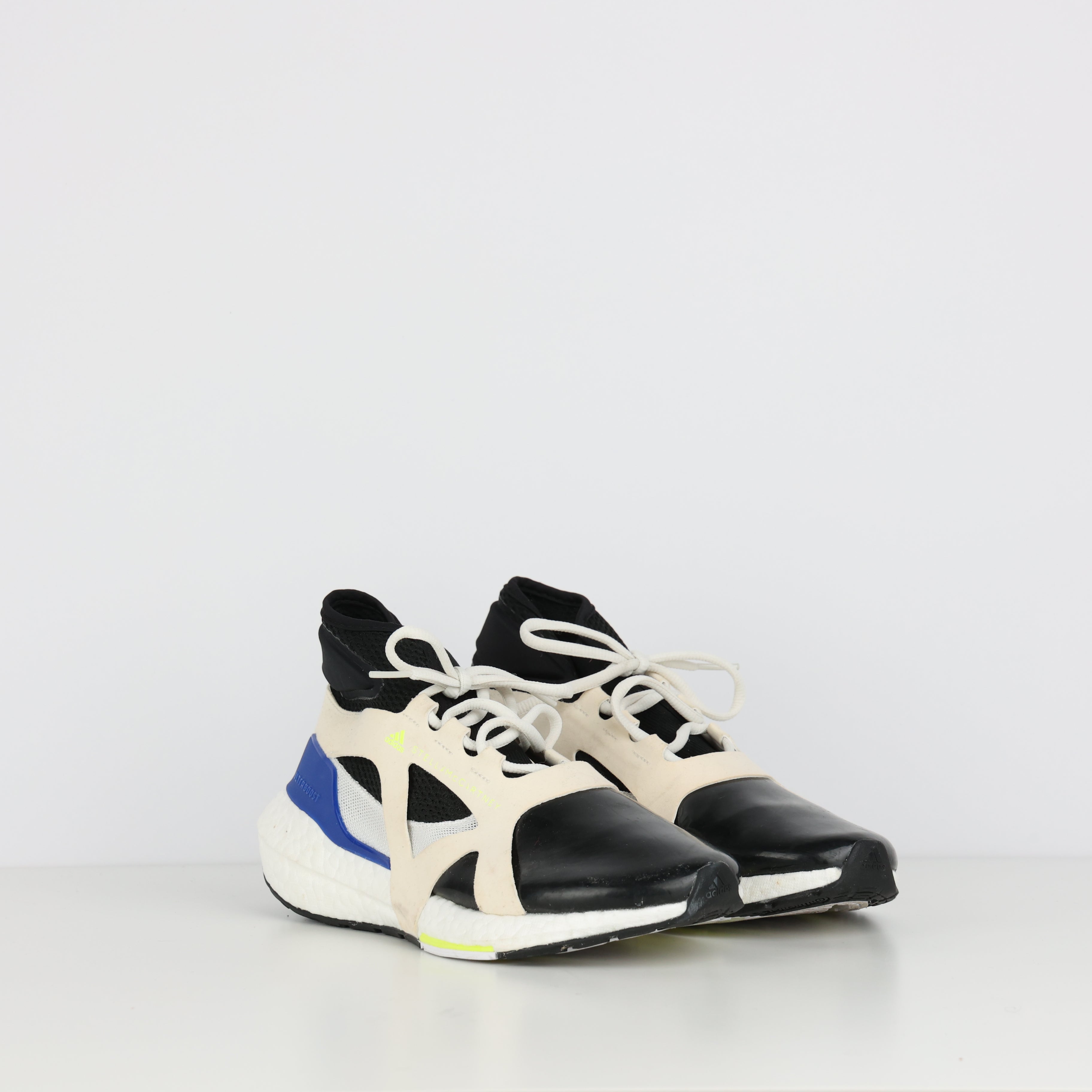 Trainers , Shoe Size 38