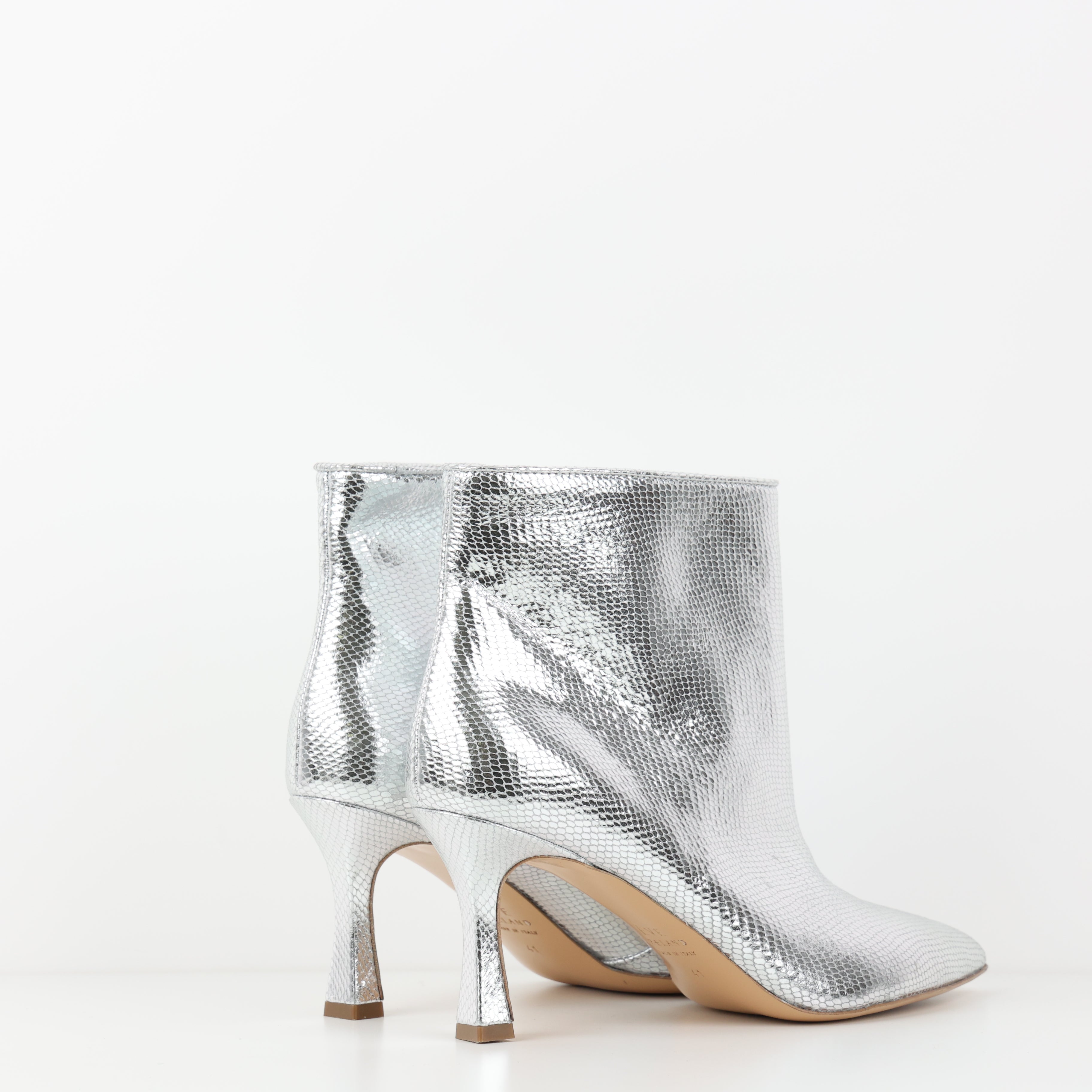 Heels , Shoe Size 41