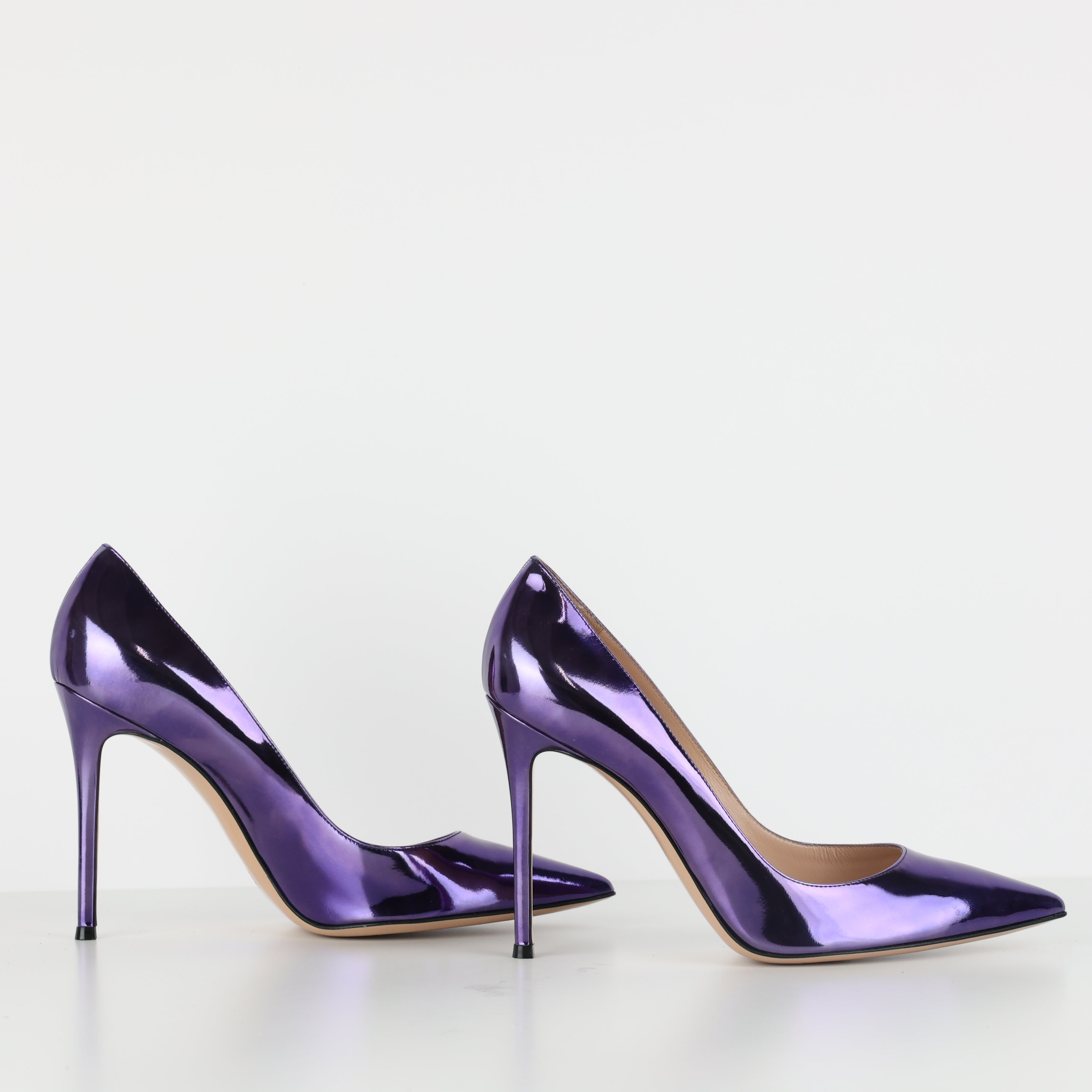 Heels , Shoe Size 42