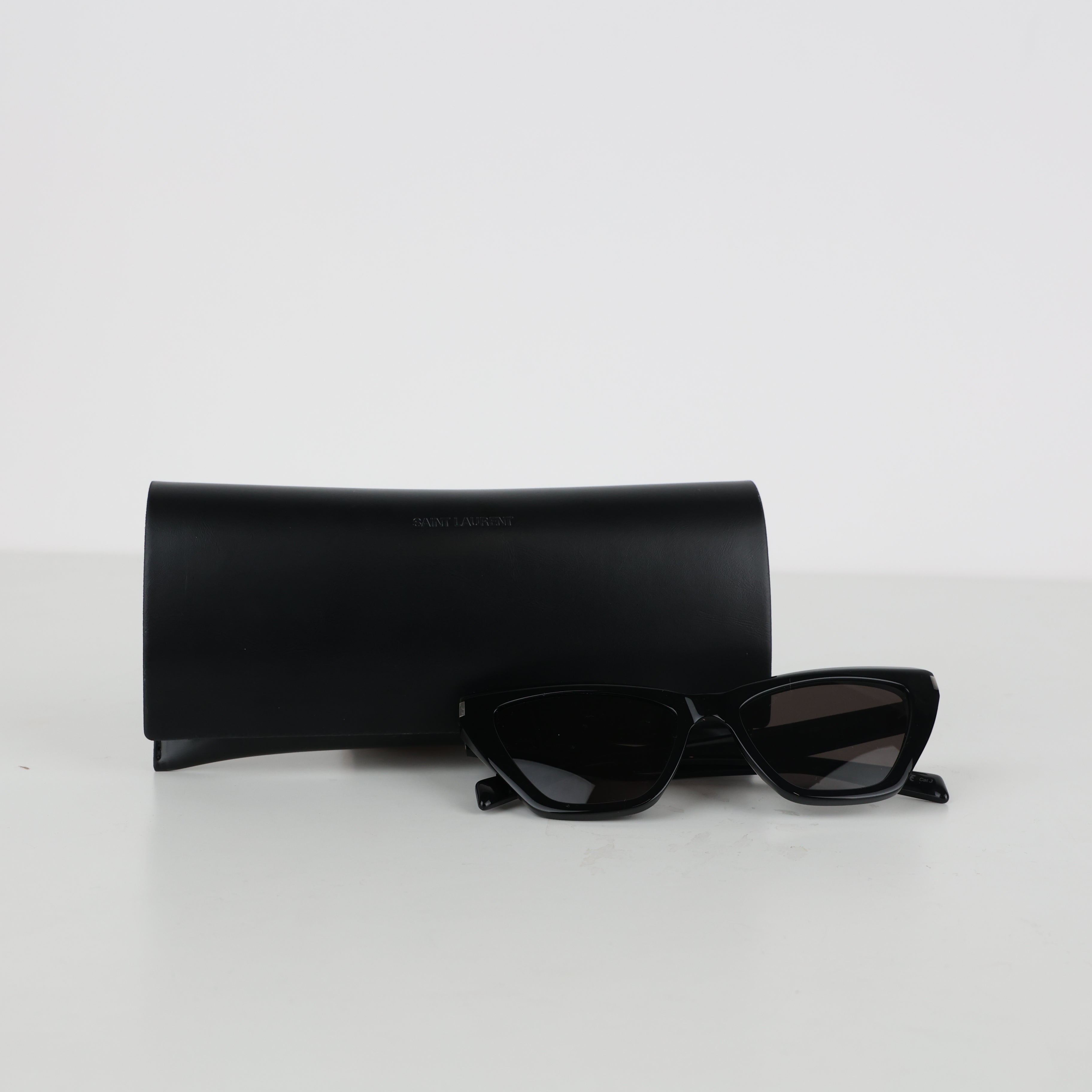 Sunglasses, UK Size One Size