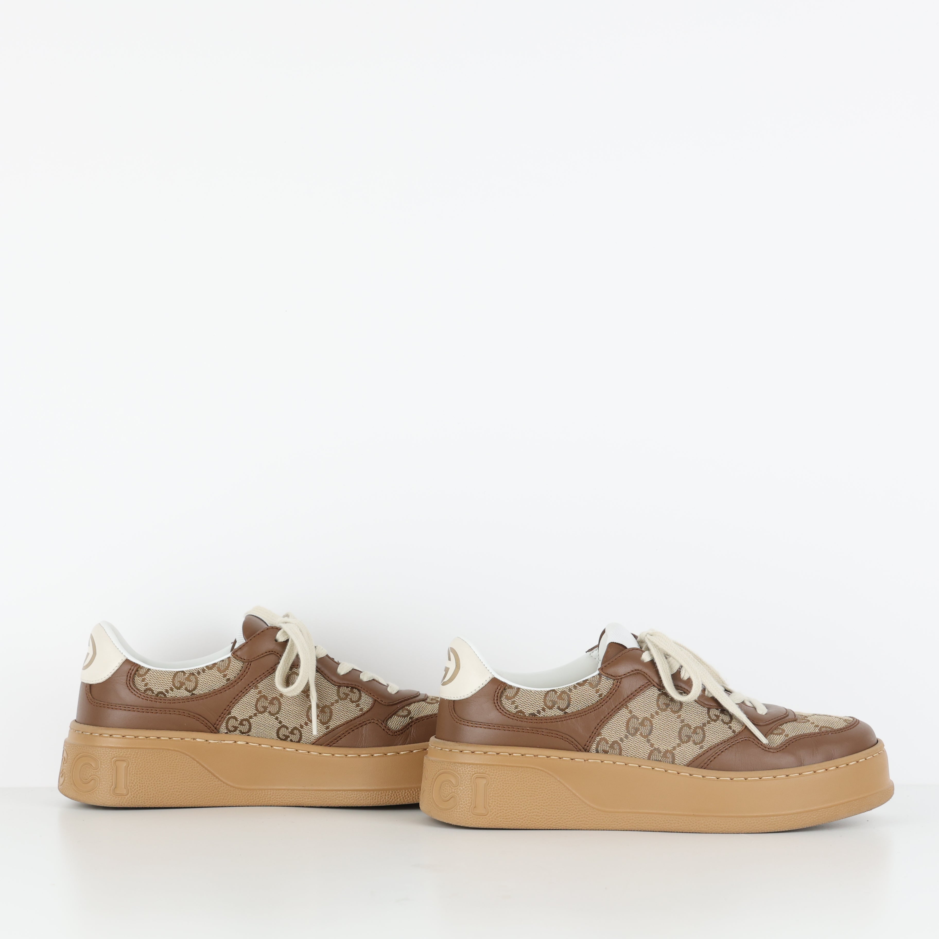 Trainers , Shoe Size 38