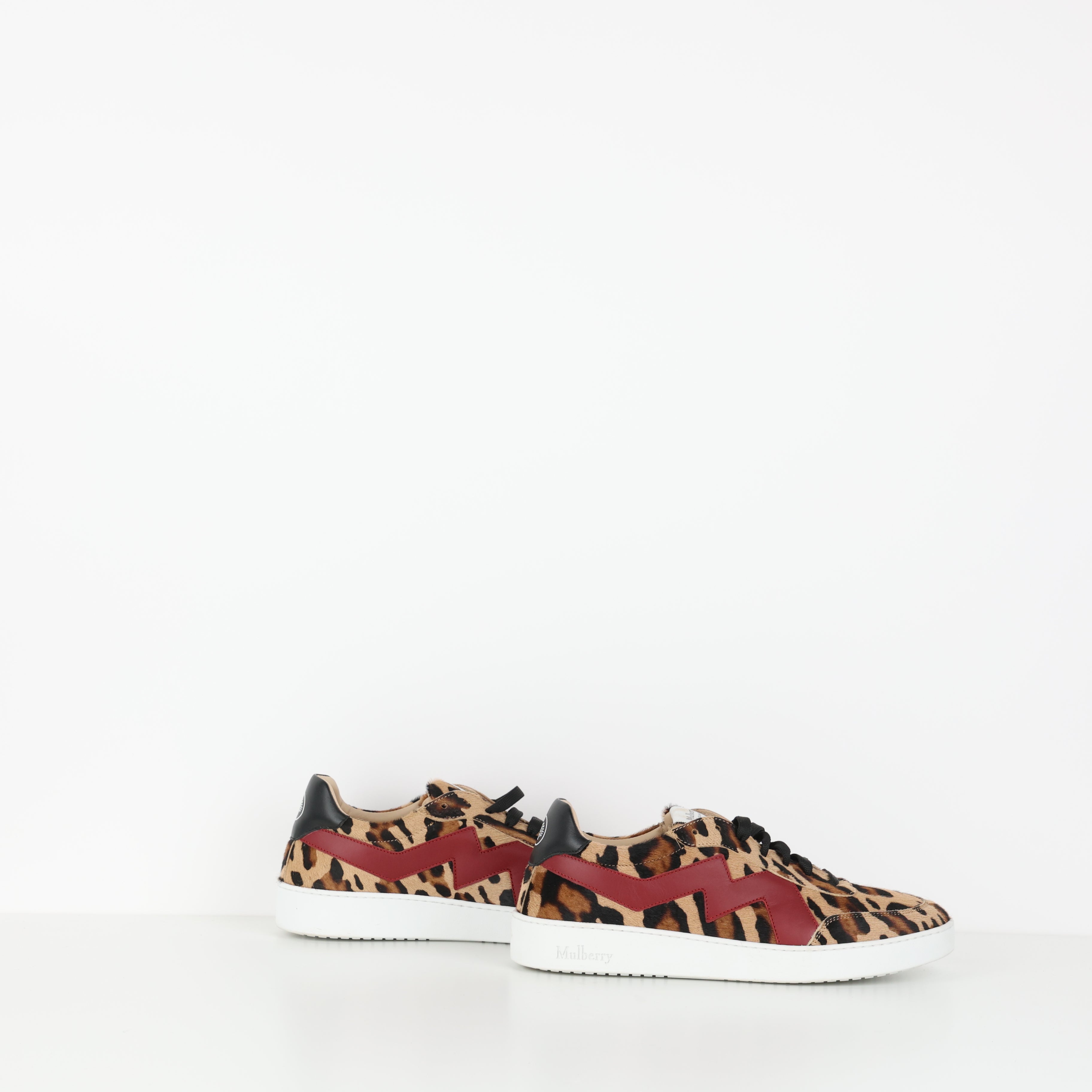 Trainers , Shoe Size 40