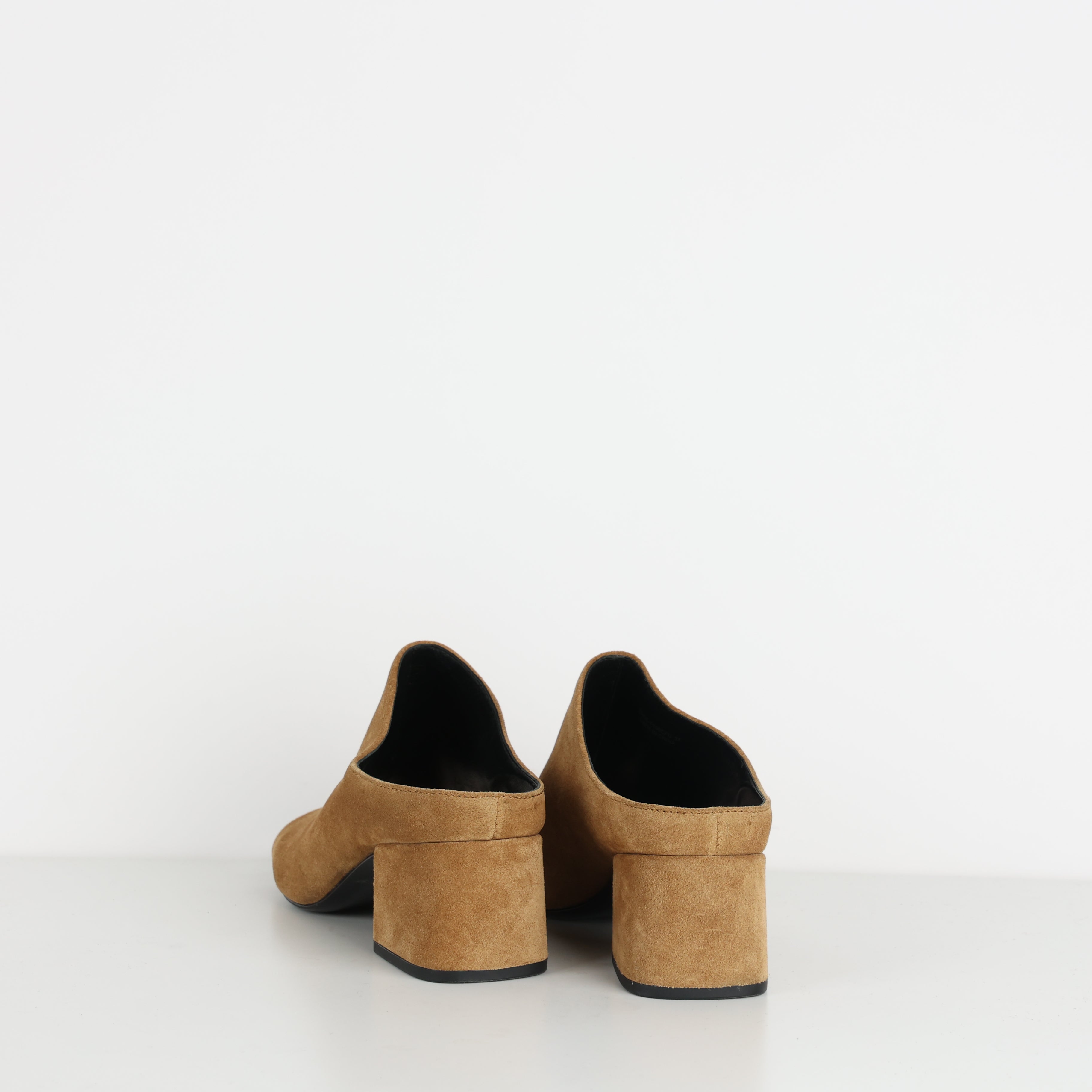 Heels , Shoe Size 37