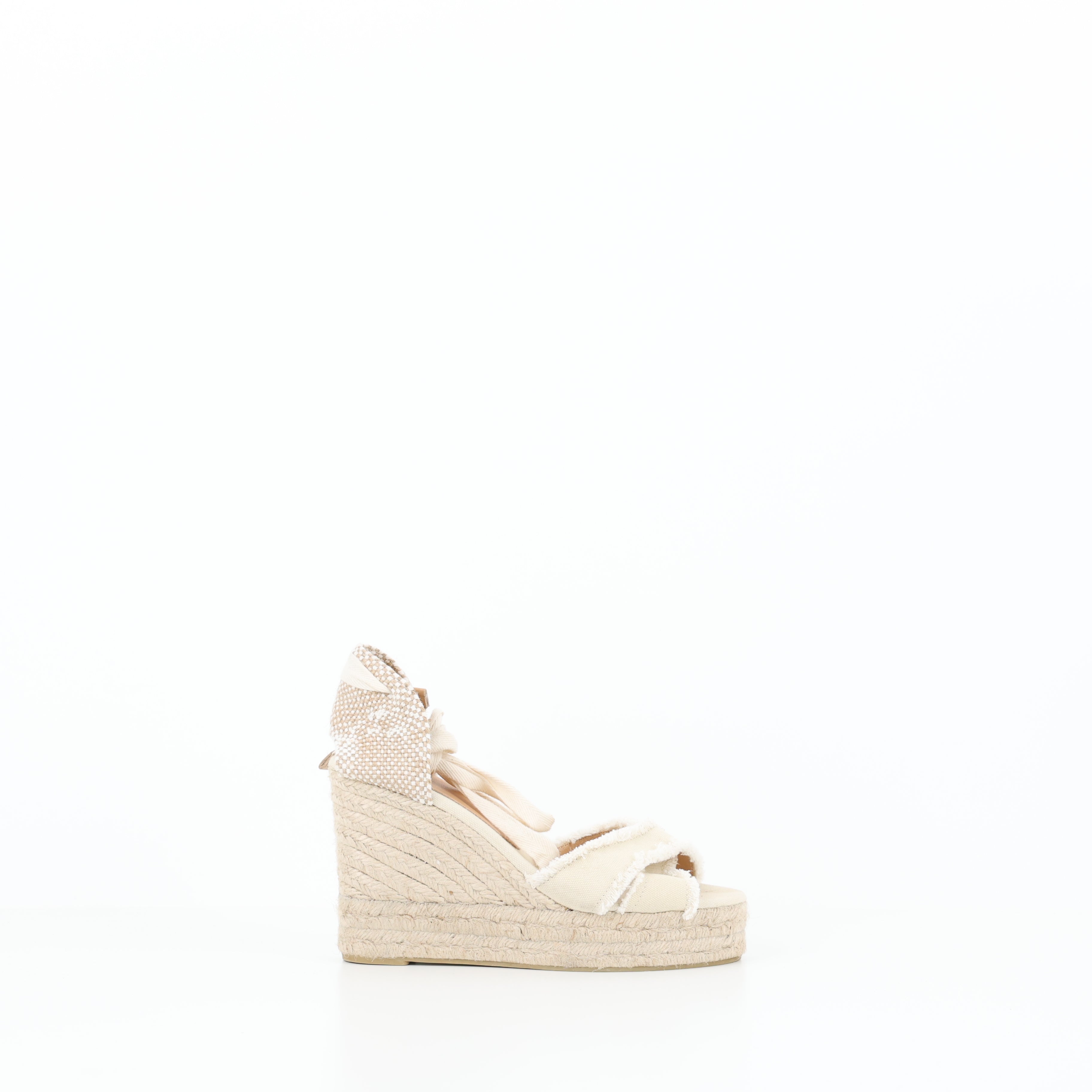 Heels , Shoe Size 38
