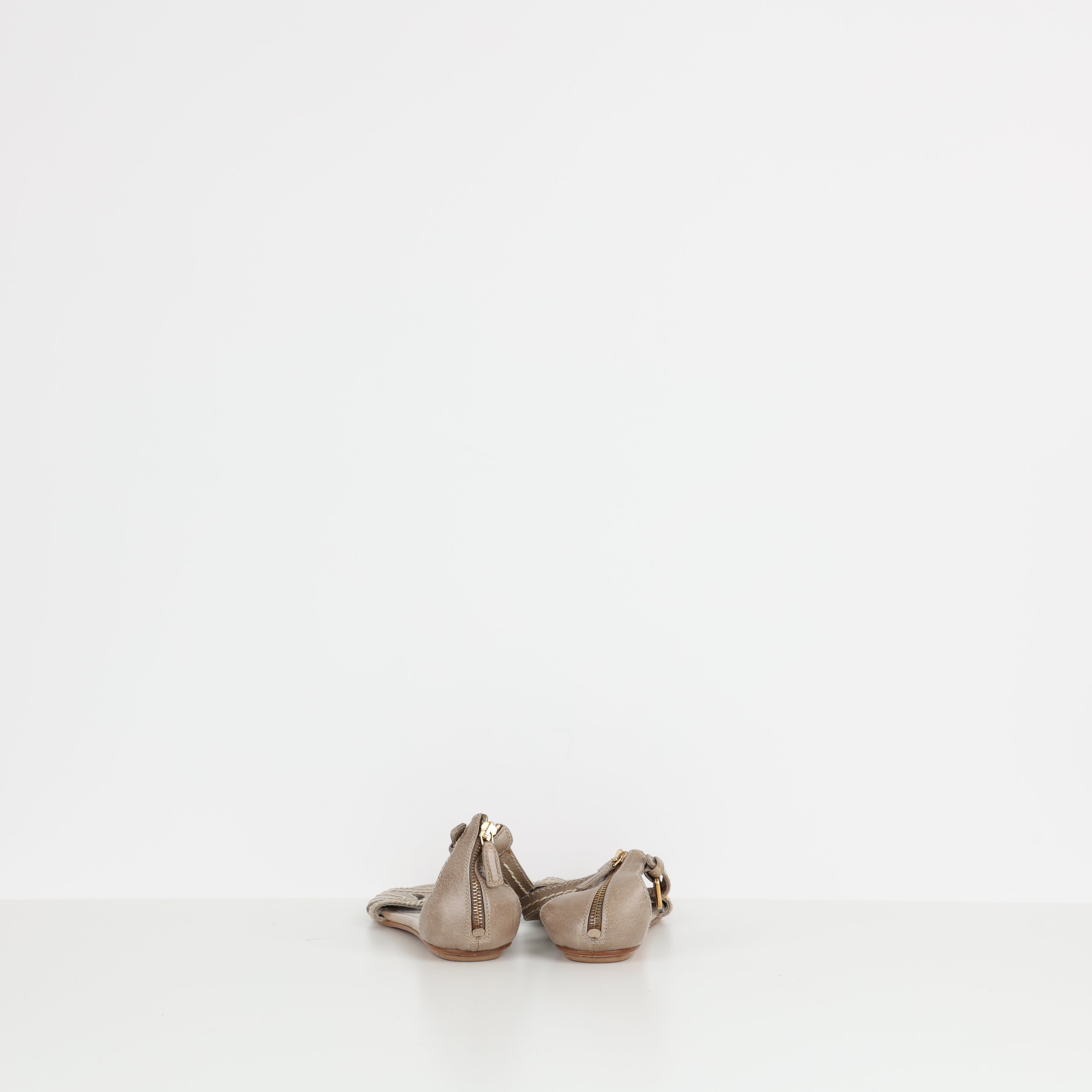 Flats , Shoe Size 37.5