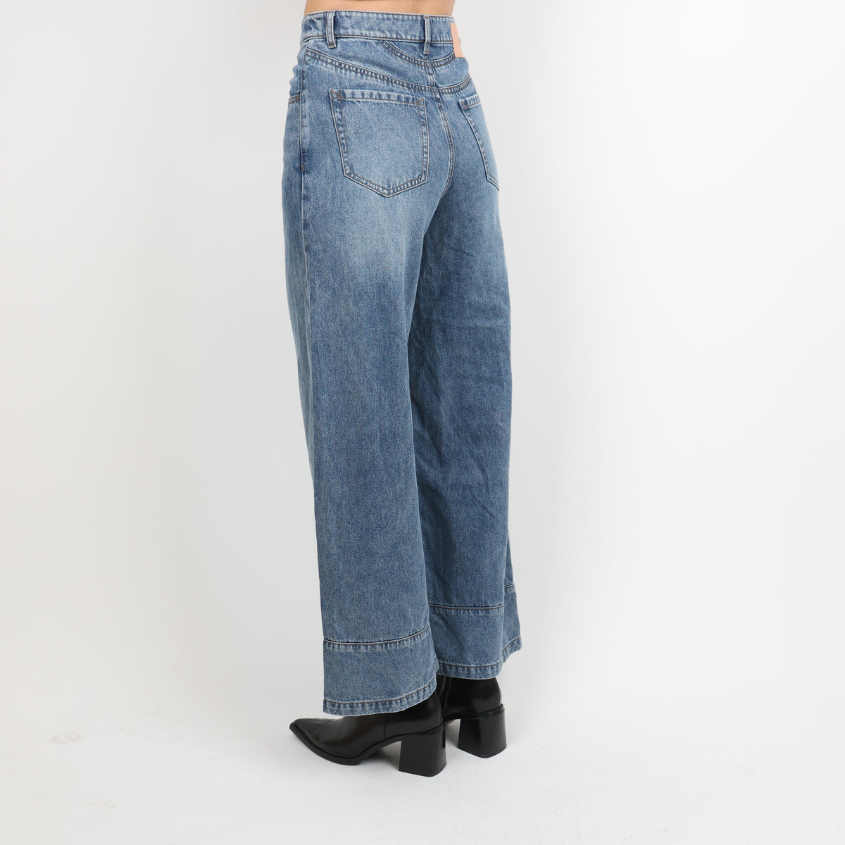 Jeans, Waist 26