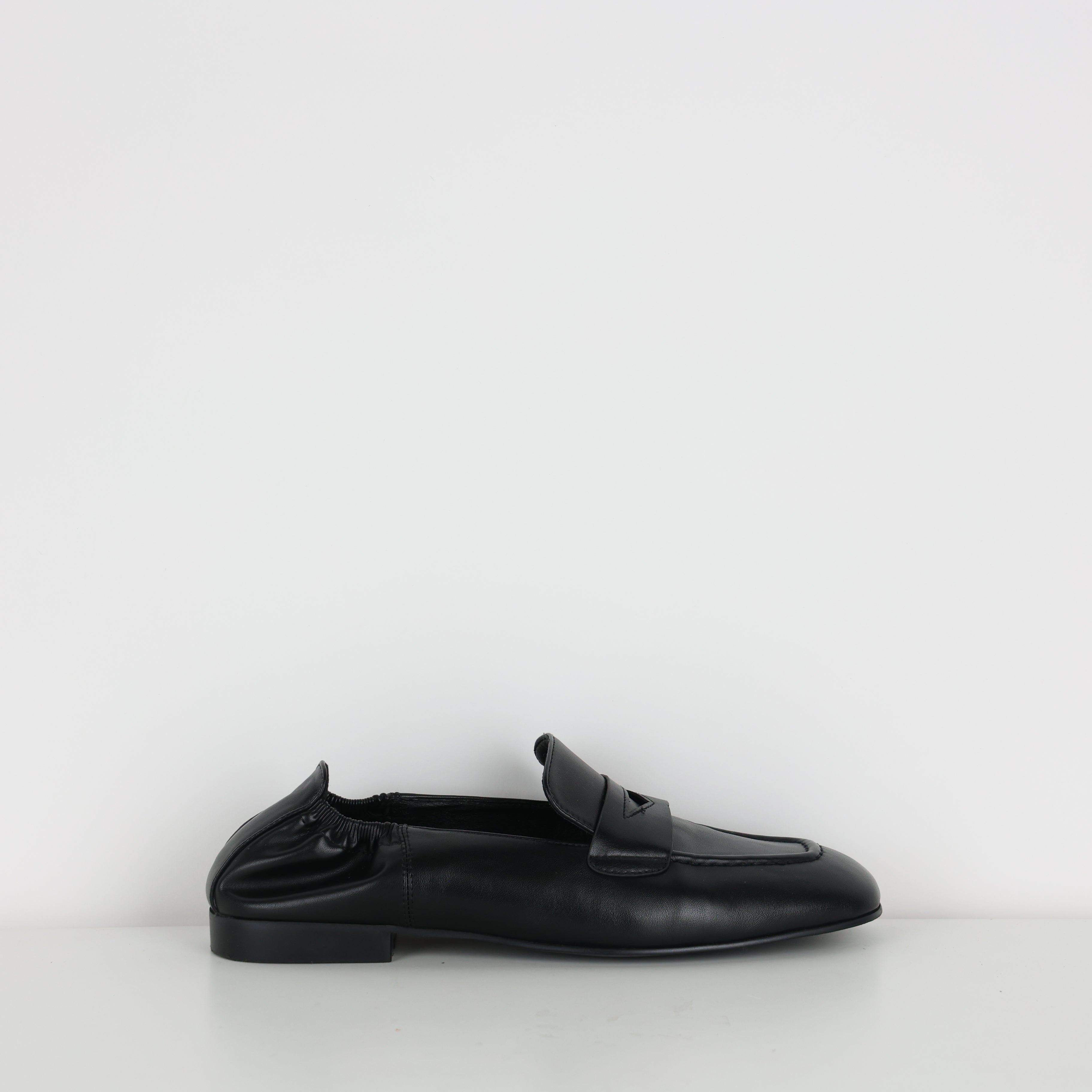 Loafers , Shoe Size 39