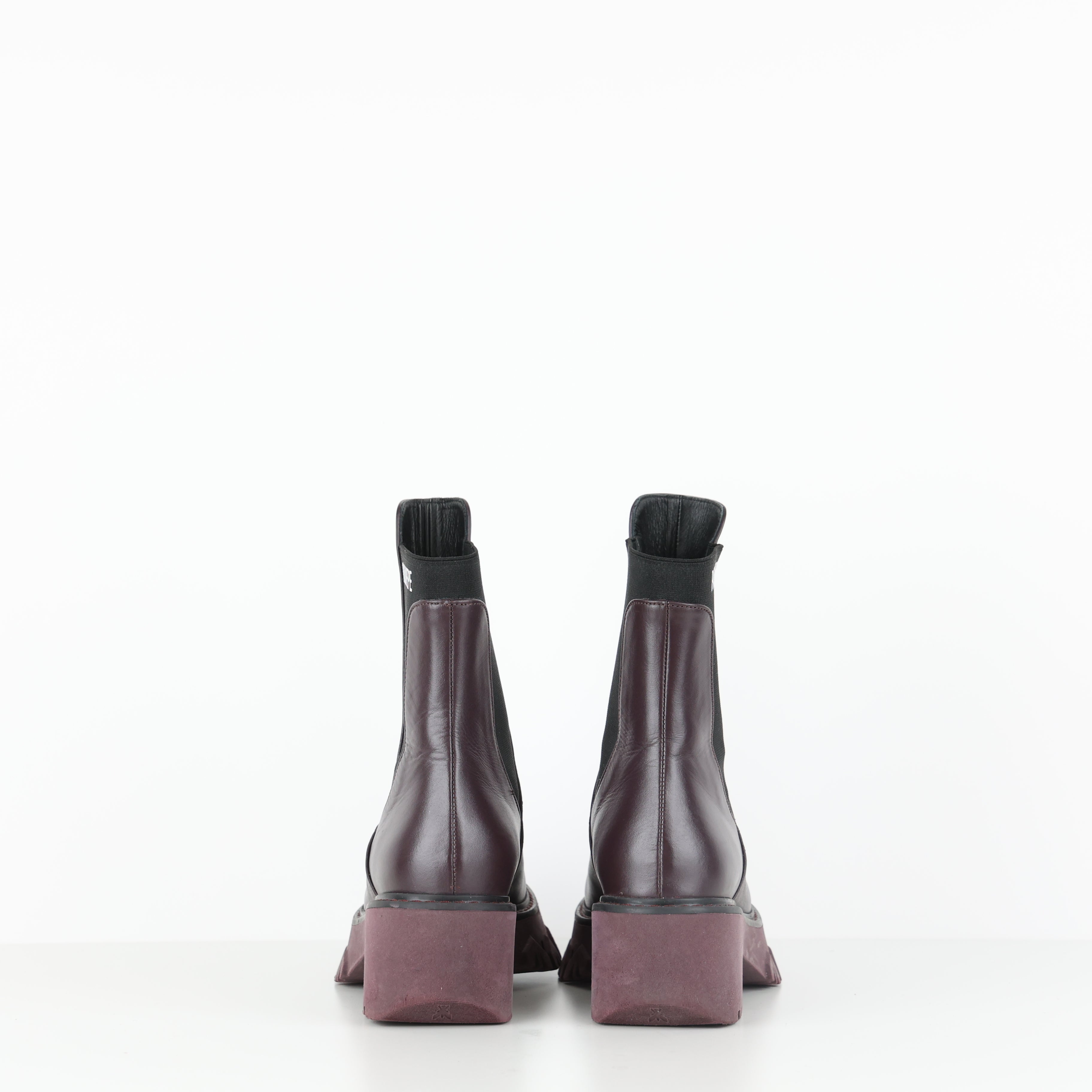 Boots , Shoe Size 38