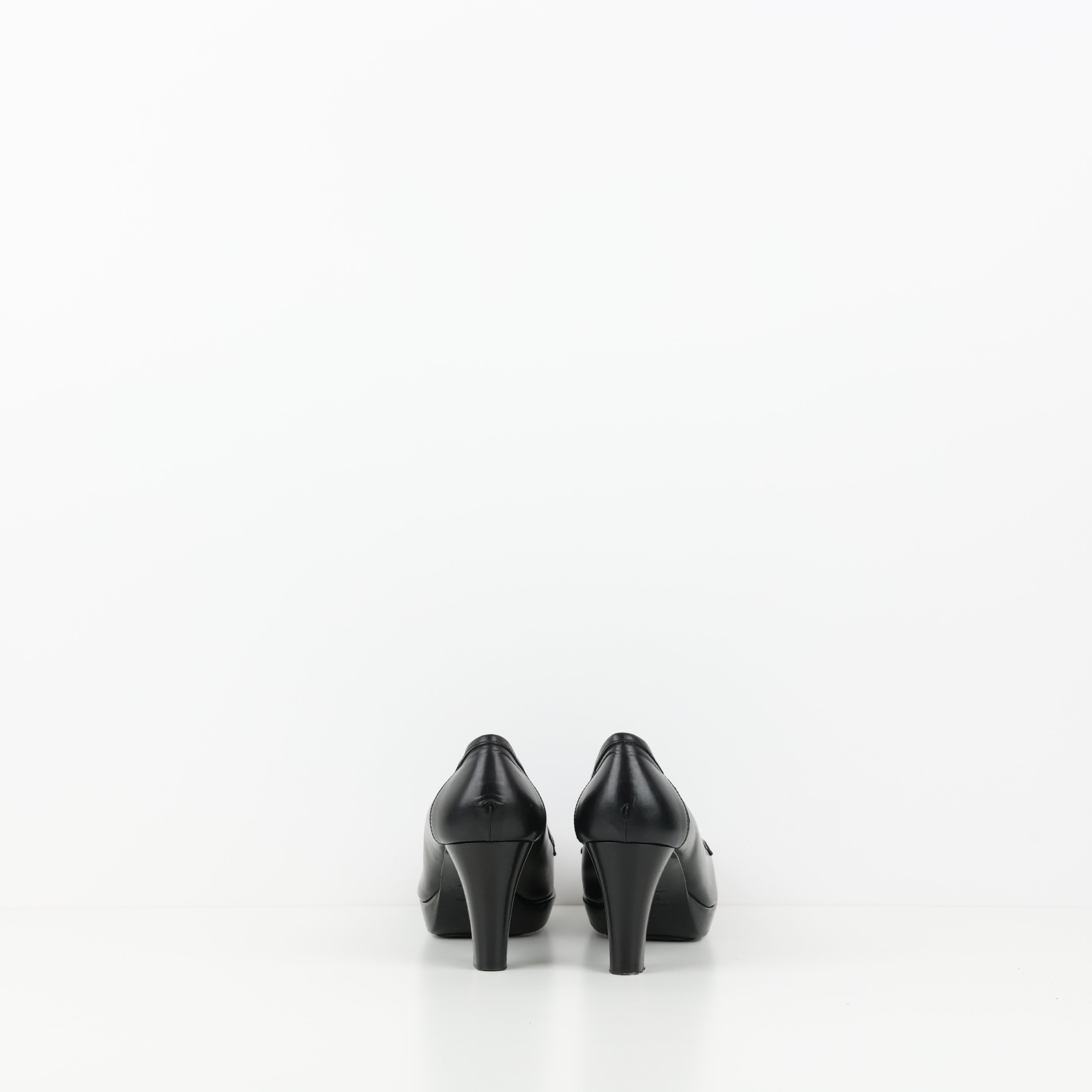 Heels , Shoe Size 39