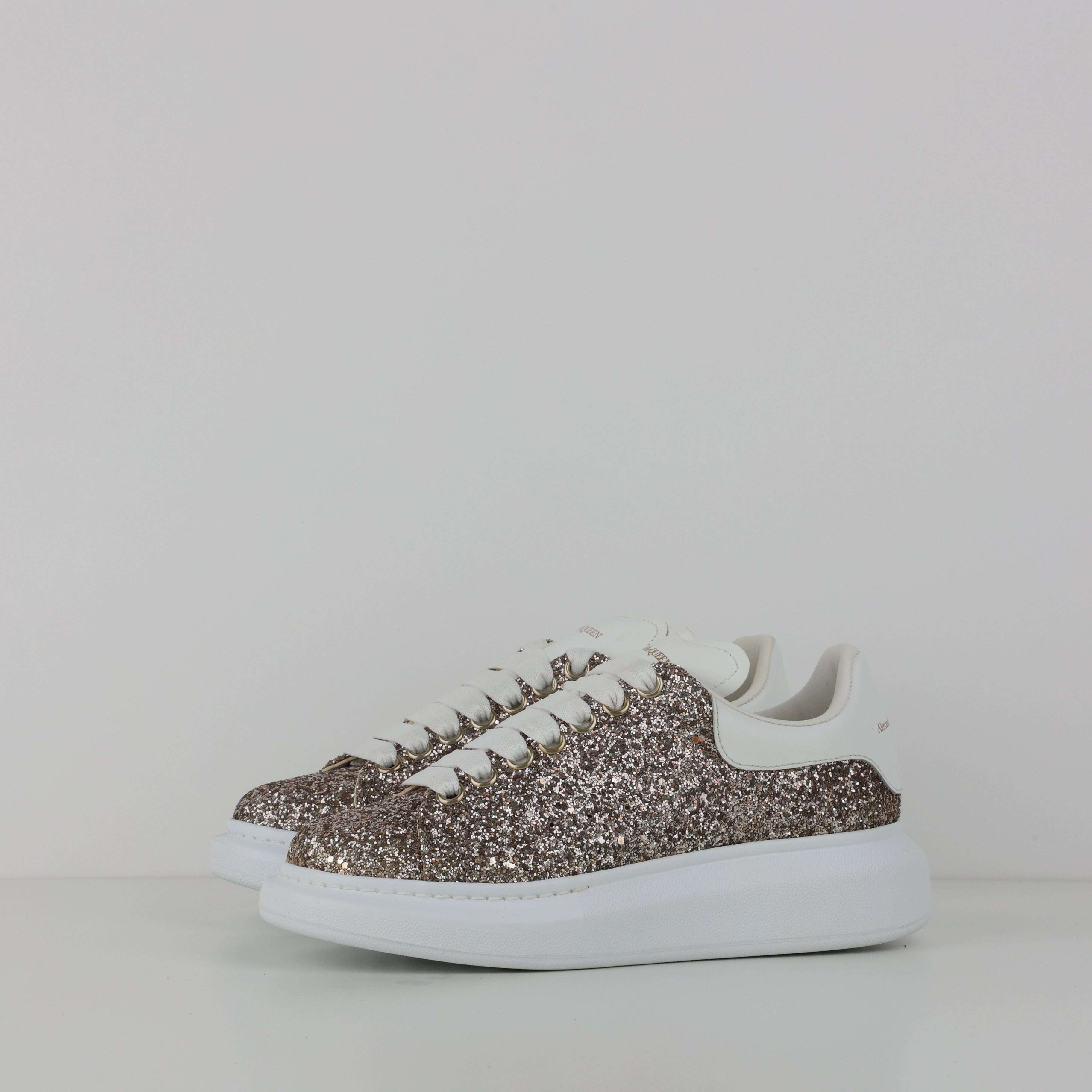 Trainers , Shoe Size 37