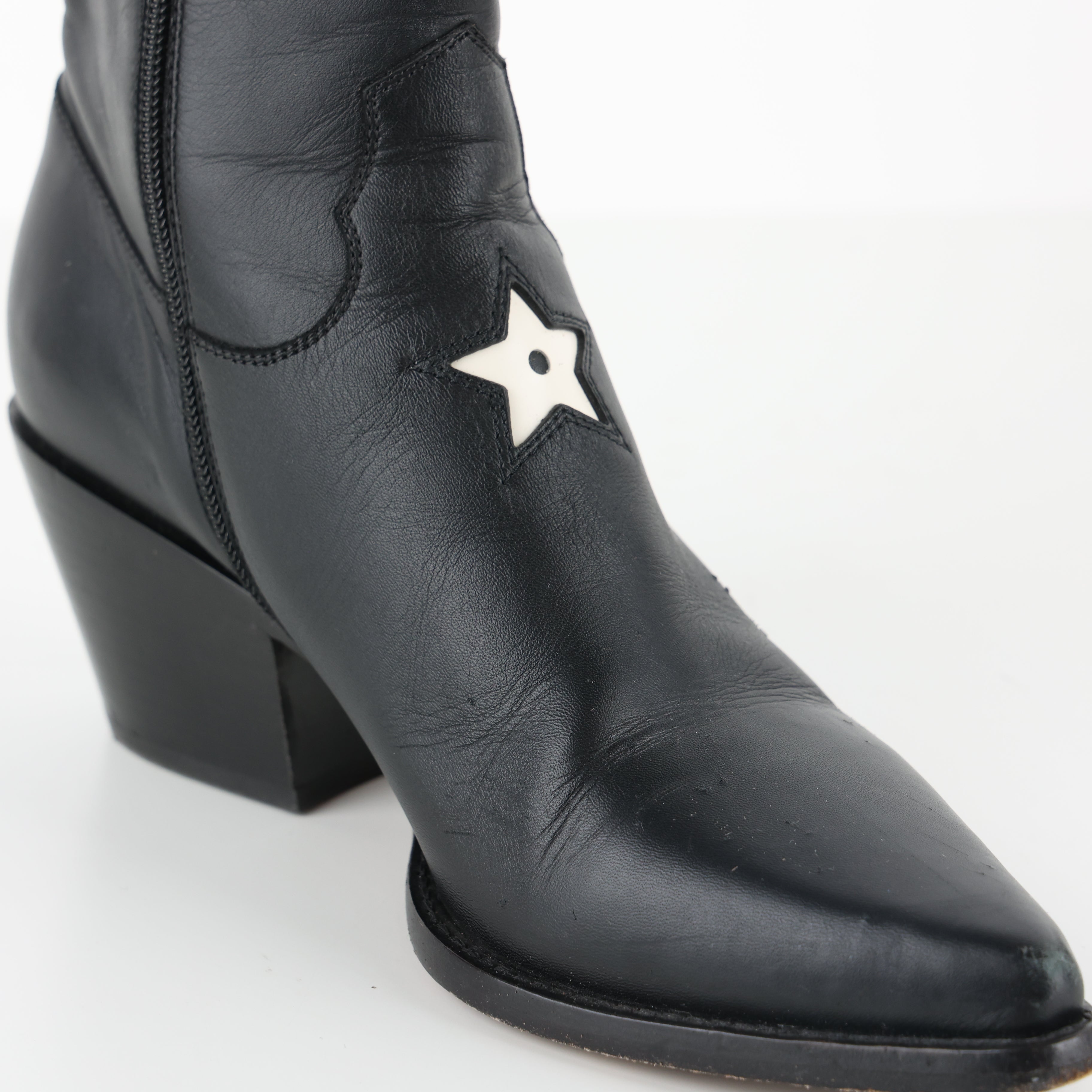 Boots , Shoe Size 38