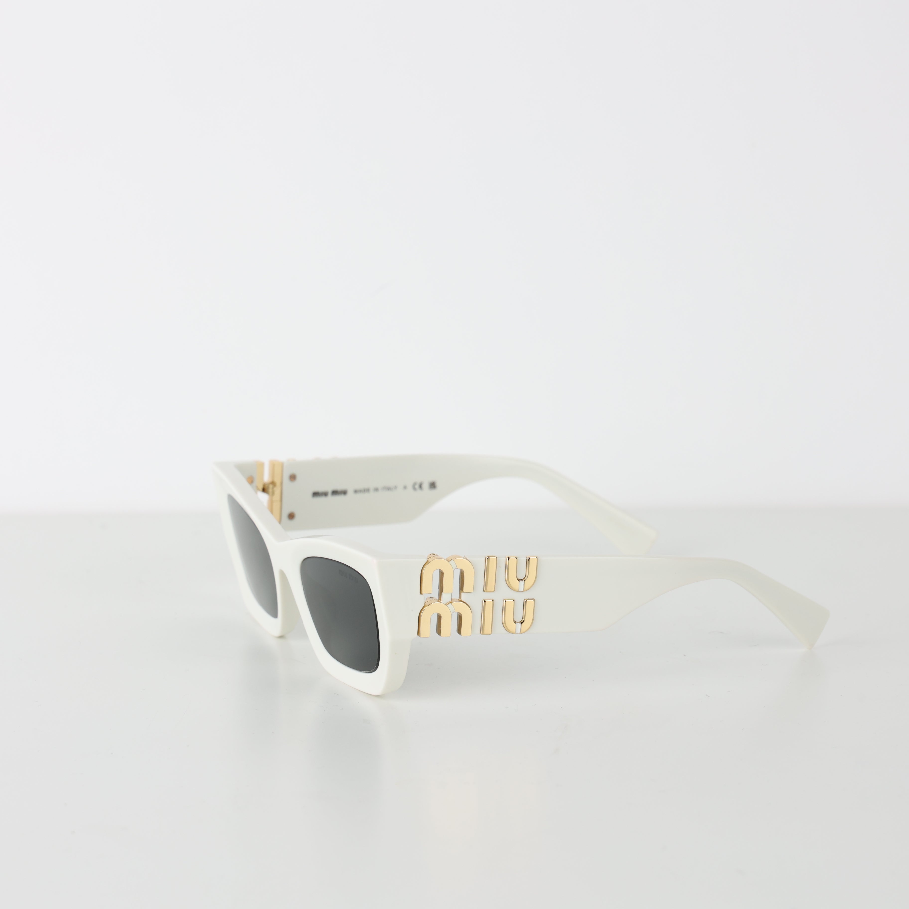 Sunglasses, UK Size One Size