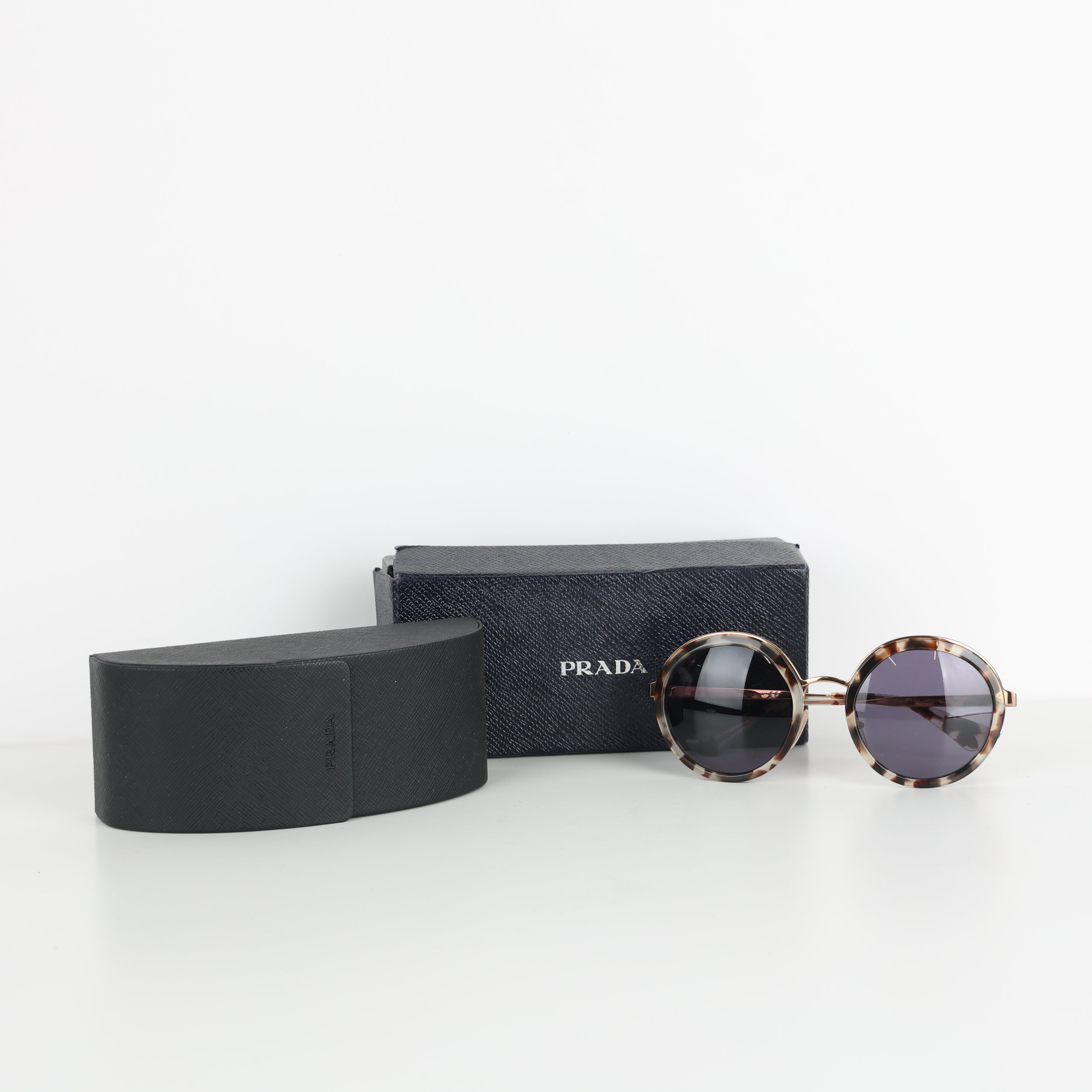 Sunglasses, UK Size One Size