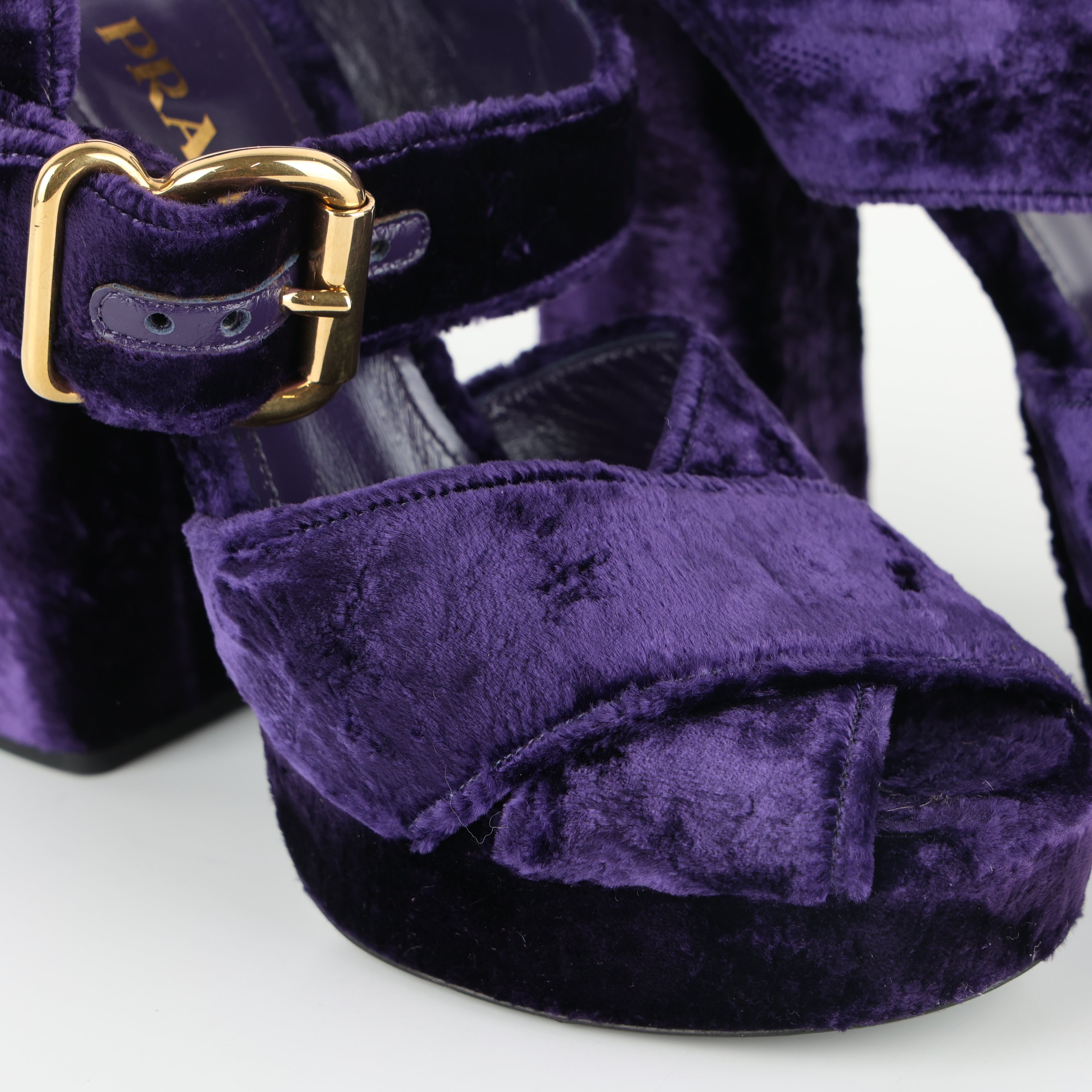 Heels , Shoe Size 39