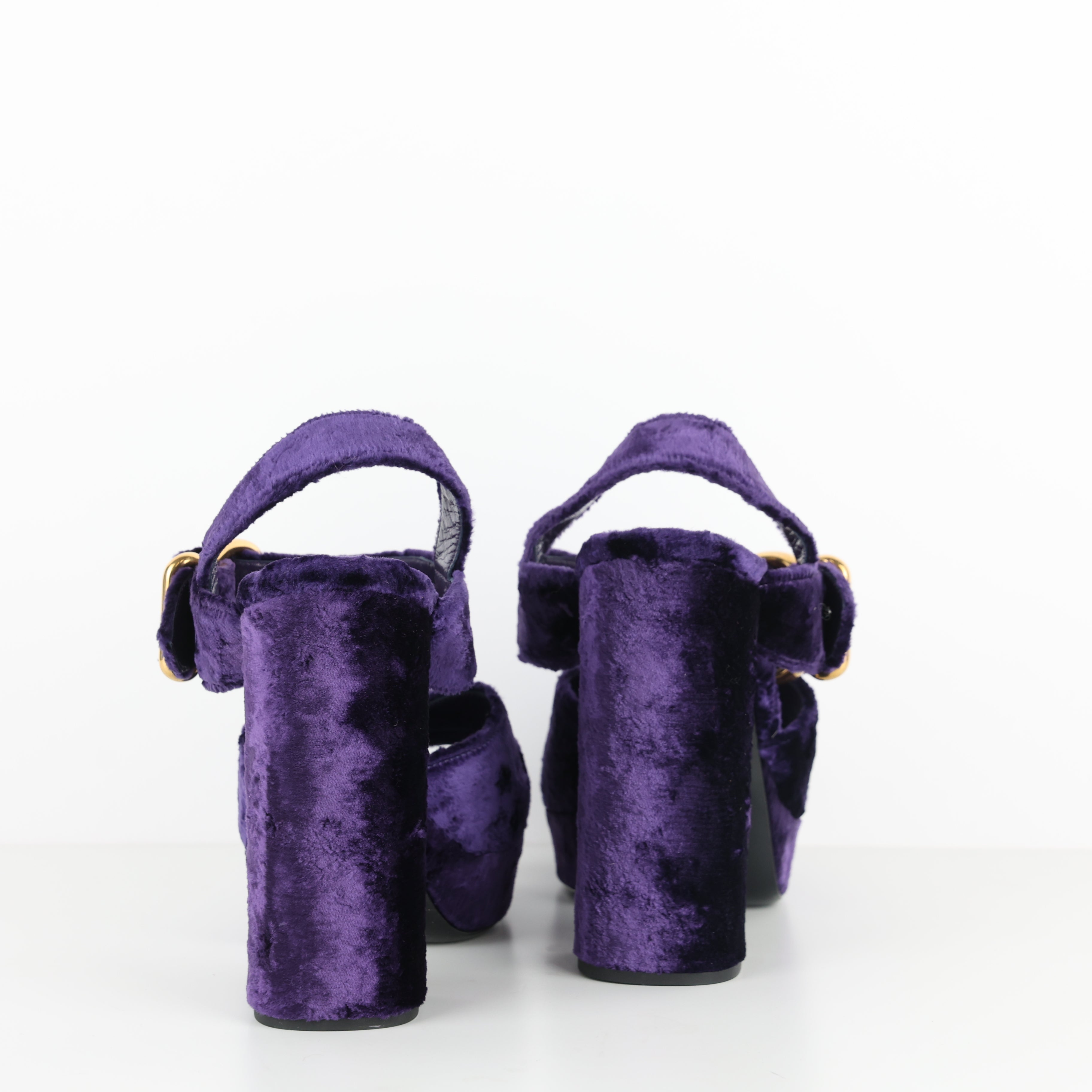 Heels , Shoe Size 39