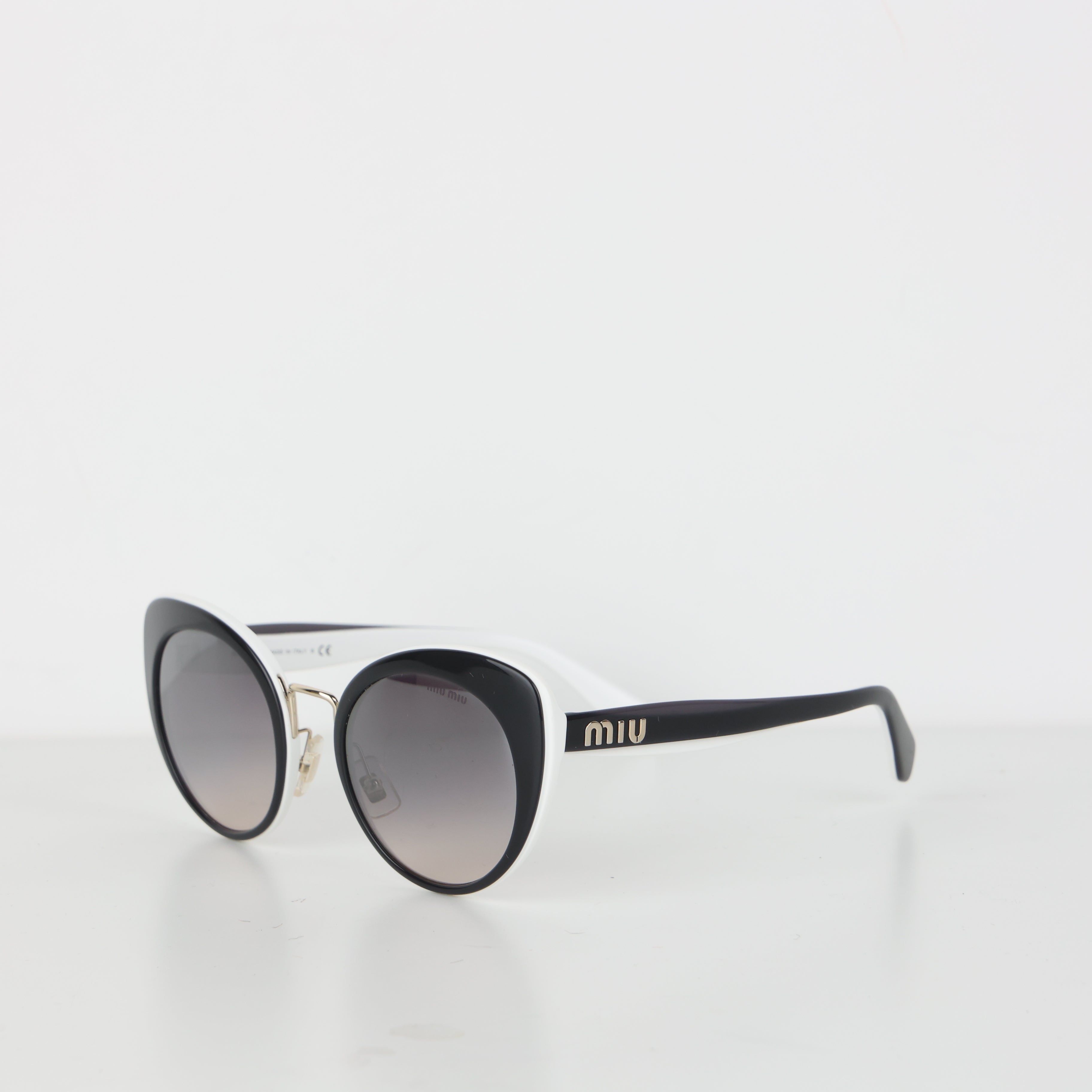 Sunglasses, UK Size One Size