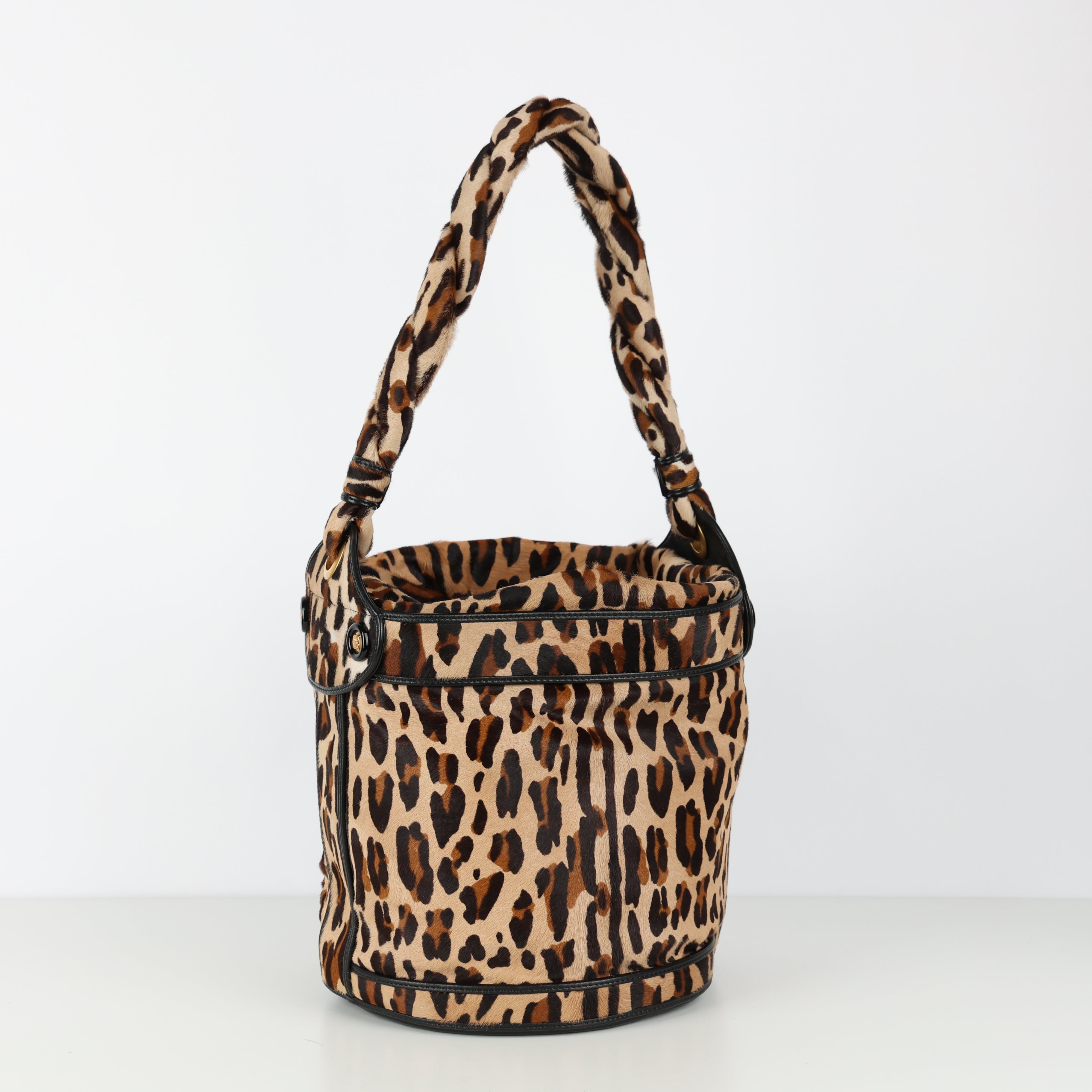 Fendi, Palazzo Bucket Bag