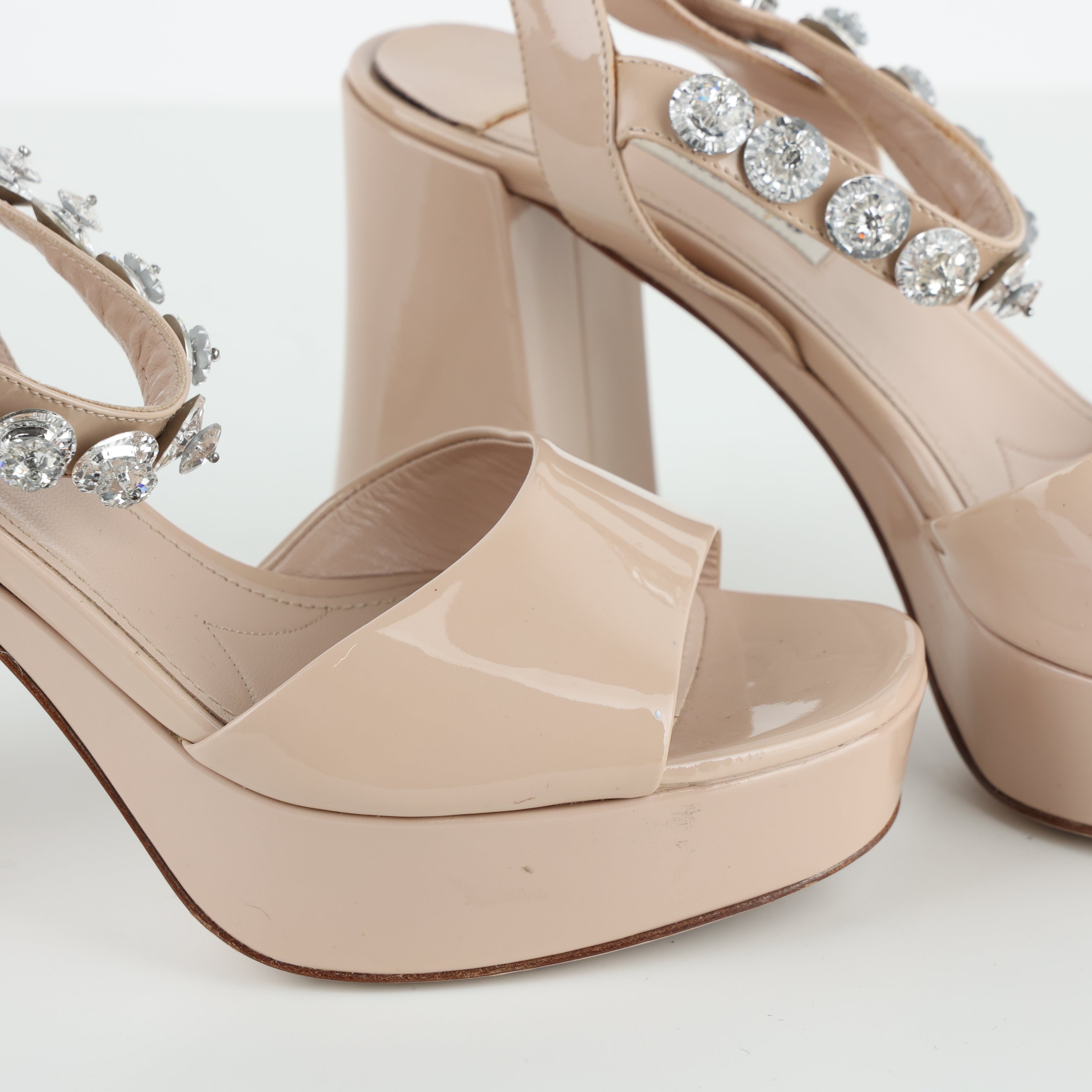 Heels , Shoe Size 39