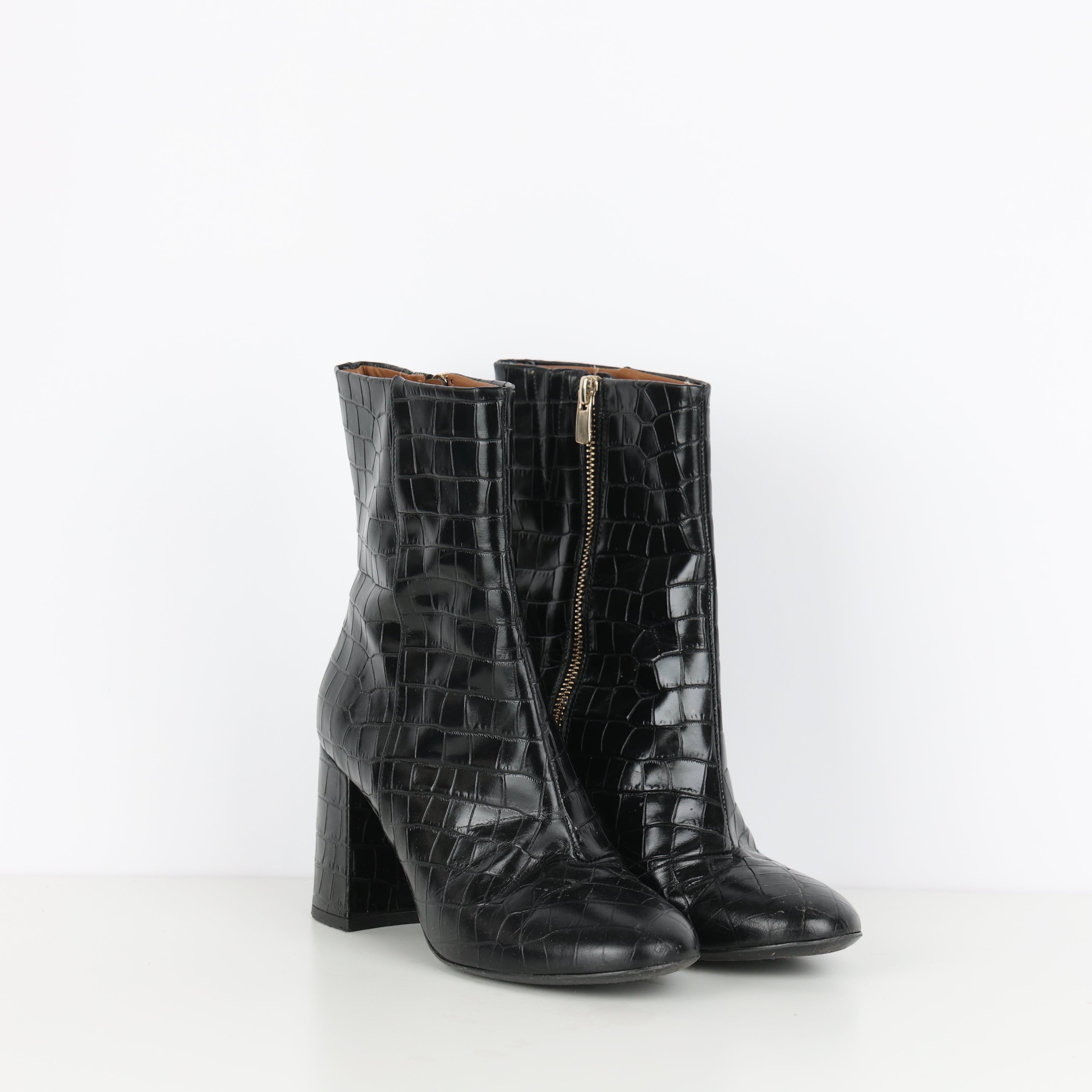 Boots , Shoe Size 39