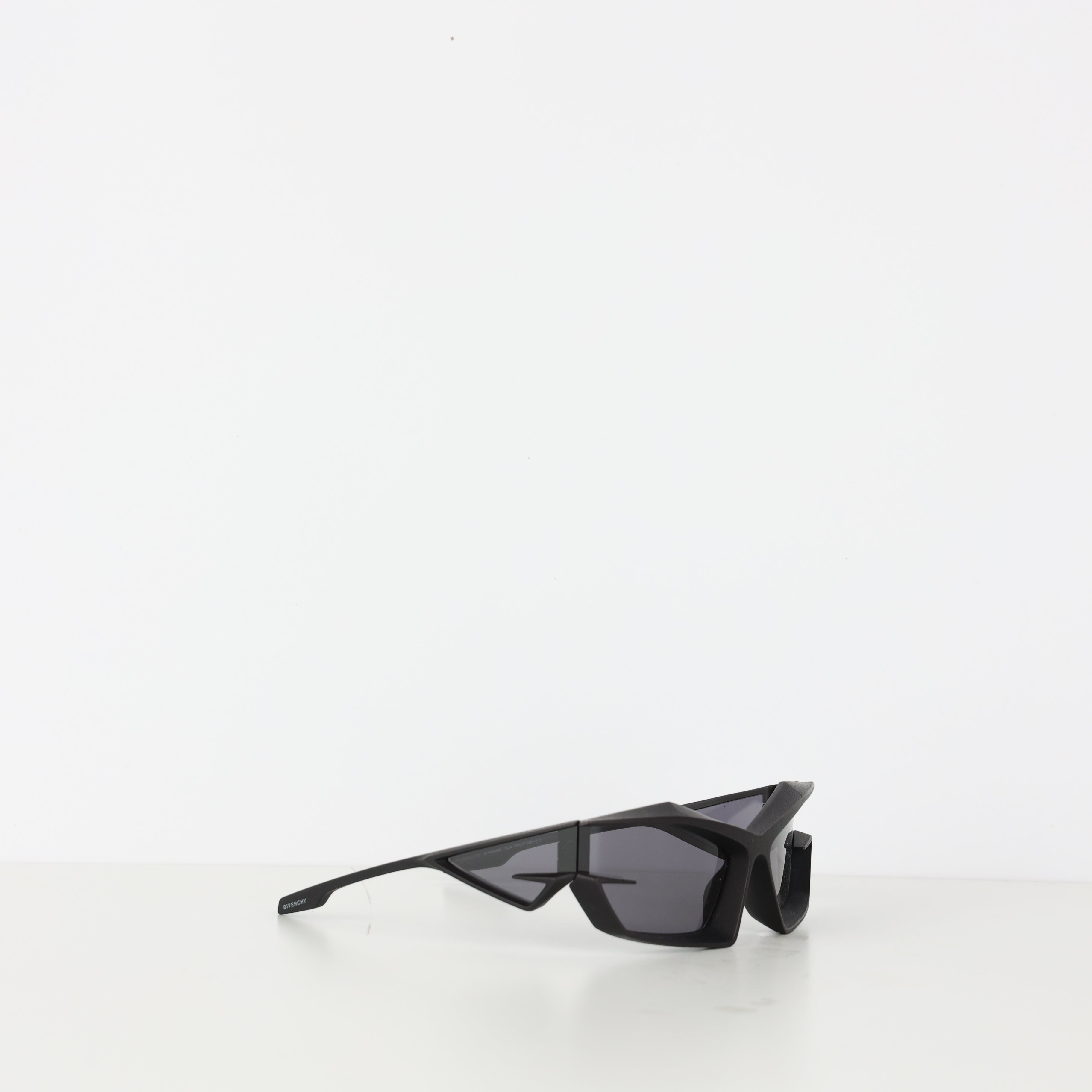 Sunglasses, UK Size One Size