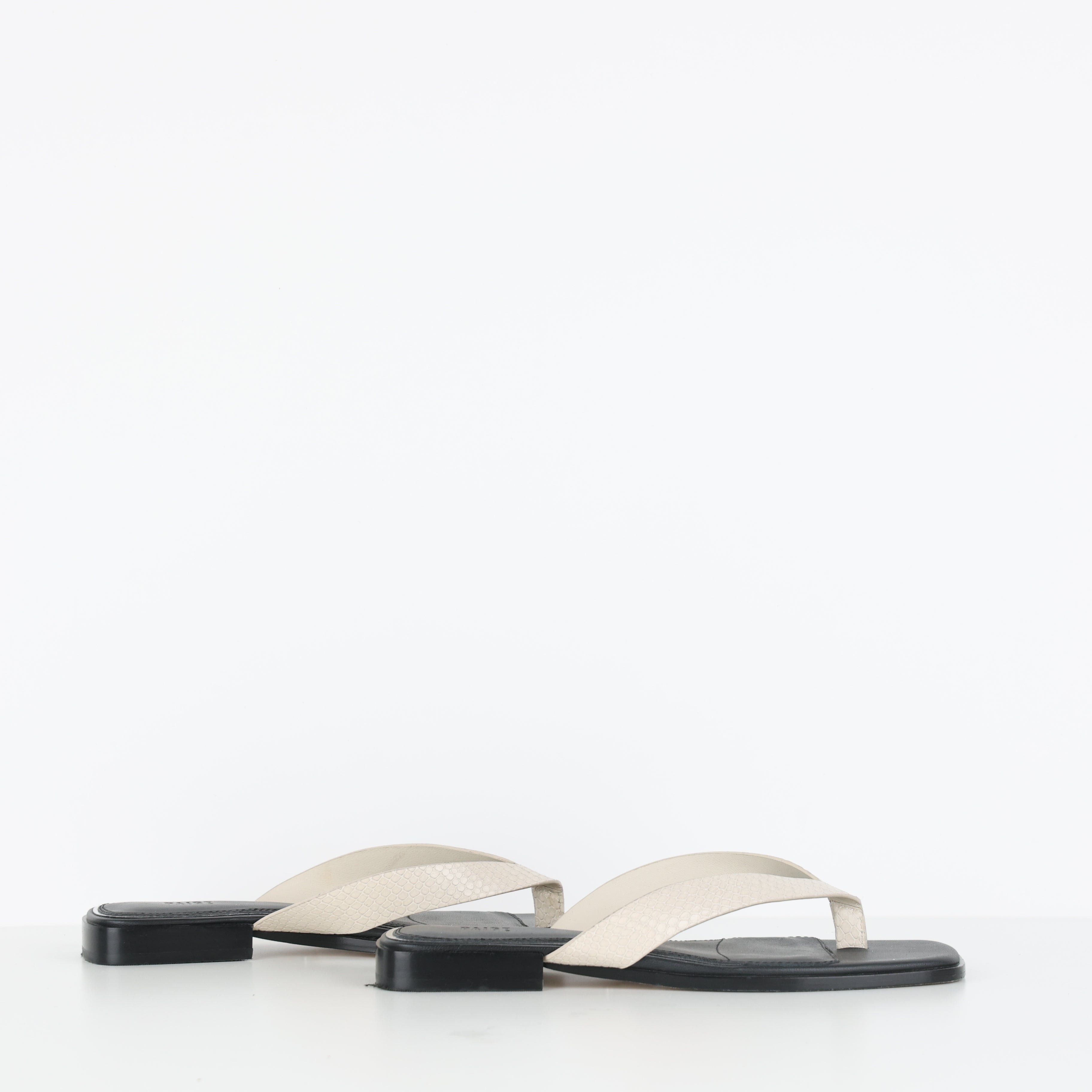 Flats , Shoe Size 37
