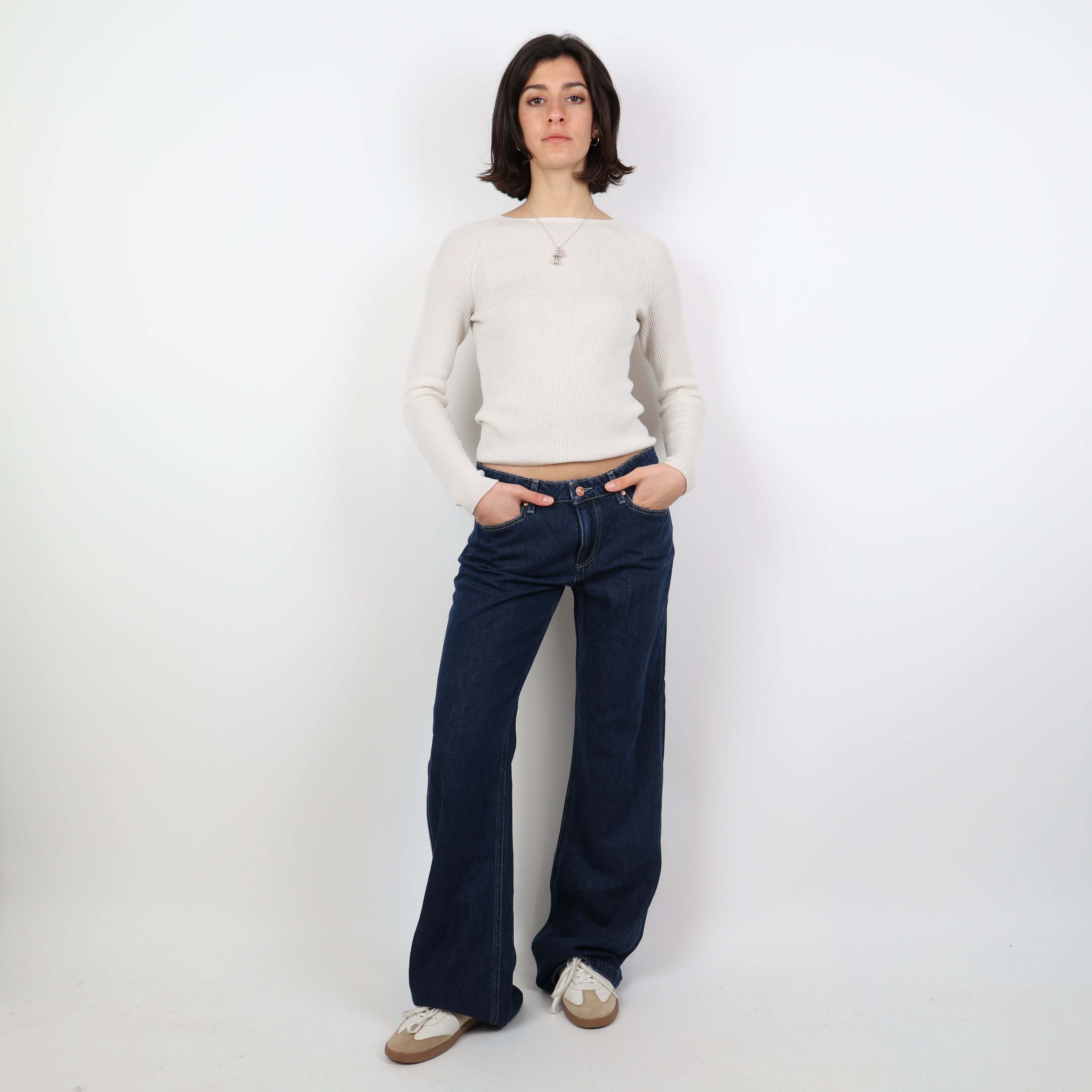 Jeans, Waist 28
