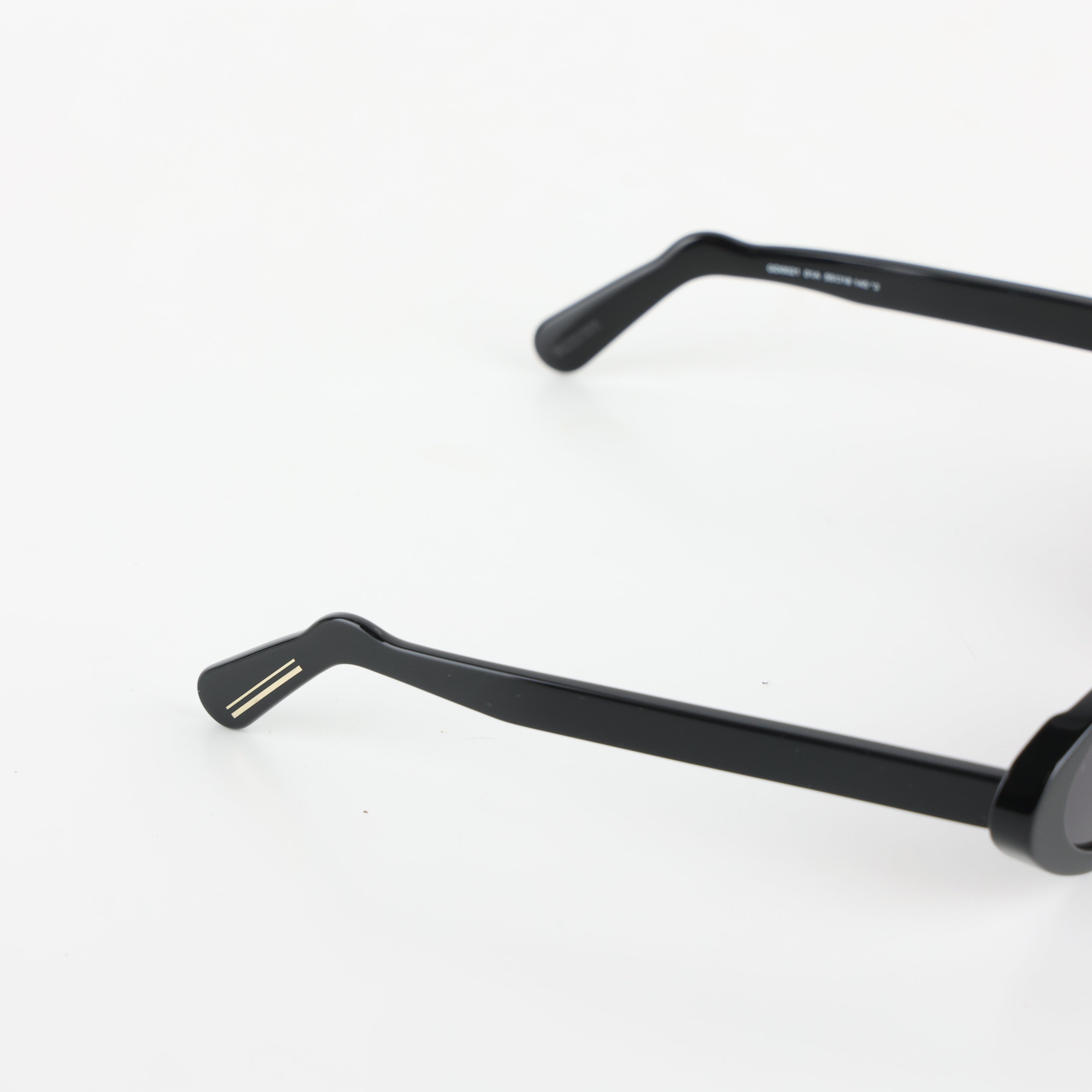 Sunglasses, UK Size One Size